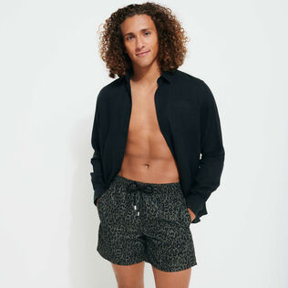Bañador con estampado Small Camo para hombre de Vilebrequin x Palm Angels Bronce detalles vista 1