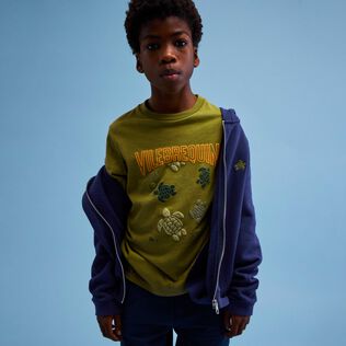 Felpa bambino con zip frontale e motivo Turtle applicato sul retro Blu marine vista frontale indossata