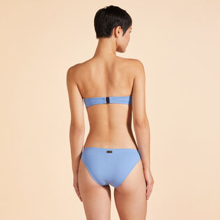 Braguita de bikini de talle medio de color liso para mujer Vaqueros detalles vista 2