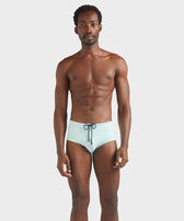 Bañador slip ajustado para hombre Blue note vista frontal desgastada