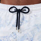 Men Swimwear Ski - Vilebrequin x Massimo Vitali Sky blue 细节视图2