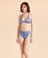 Top de bikini con escote redondo y estampado Carapaces Multicolores para mujer Mar azul vista frontal desgastada
