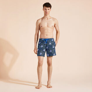 Men Swim Shorts Embroidered Splash - Limited Edition Navy 正面穿戴视图