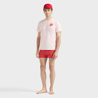 Camiseta de algodón orgánico con tortuga bordada para hombre Peony detalles vista 1
