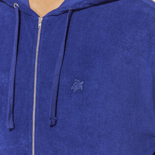 Sudadera de felpa con capucha y cremallera en color liso para hombre