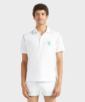 男士全棉珠地 VBQ 花纹 Polo 衫 White 正面穿戴视图