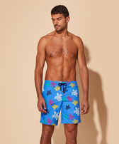 Men Long Swim Shorts Ronde des Tortues Multicolore Earthenware front worn view