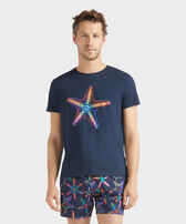 男士 Disco Stars 有机棉 T 恤 Navy 正面穿戴视图