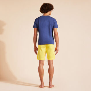 T-shirt uomo in cotone Gomy Placed Logo Ink vista indossata posteriore