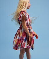Vestido de viscosa con estampado Ikat para niña Multicolores vista frontal desgastada
