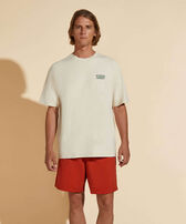 Camiseta de algodón de color liso para hombre - Vilebrequin x Highsnobiety Tofu vista frontal desgastada