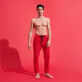 Pantalones de chándal de pana de líneas grandes de color liso para hombre Rojo vista frontal desgastada
