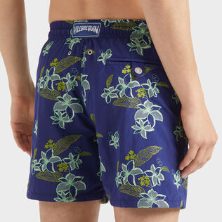 Maillot de bain homme brodé Flowers Power - Edition Limitée Minuit vue de détail 2