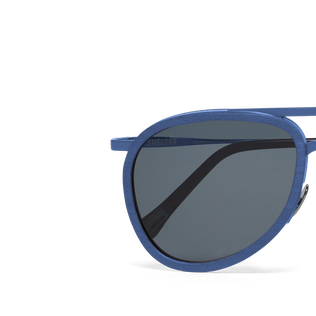 Gafas de sol de madera de color liso de VBQ x Shelter Storm detalles vista 4