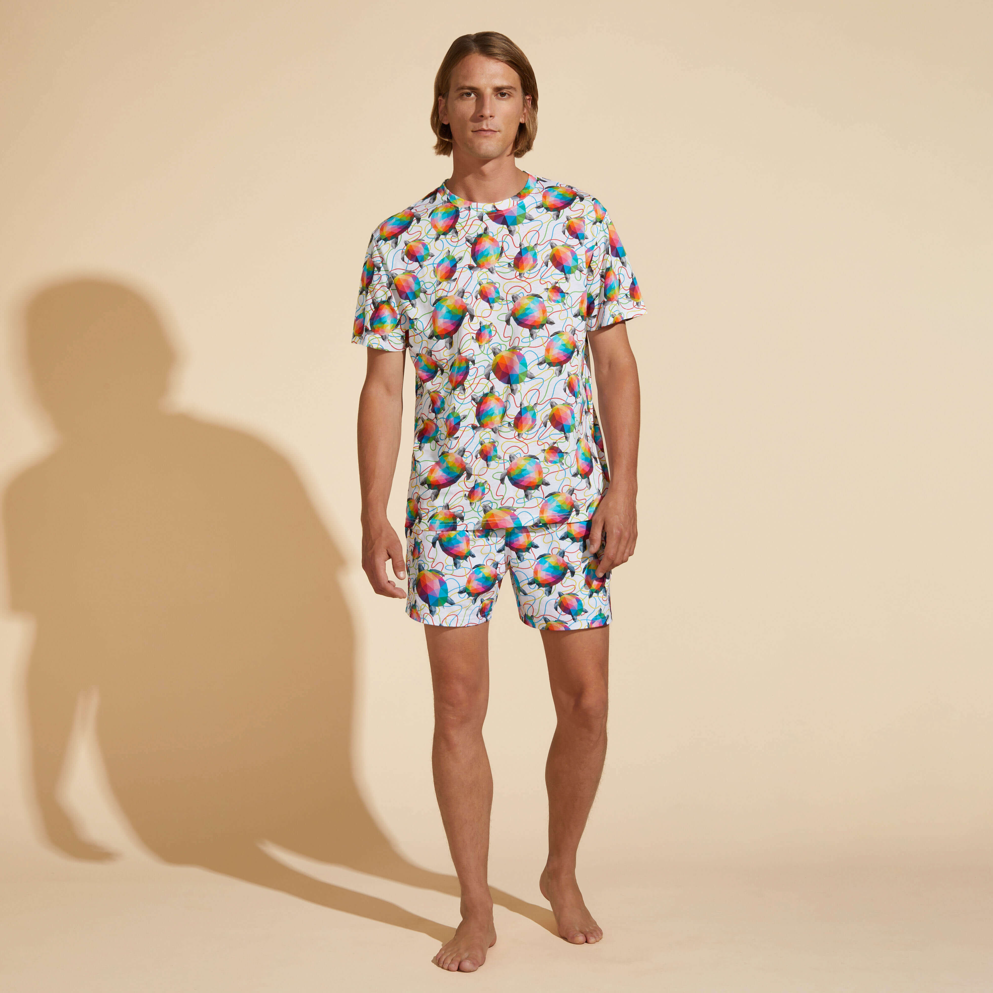 Camiseta de algod n org nico con estampado Tortugas para hombre Vilebrequin x Okuda San Miguel