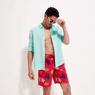 Lange Ronde Des Tortues Stretch-Badeshorts für Herren Burgunderrot Details Ansicht 3
