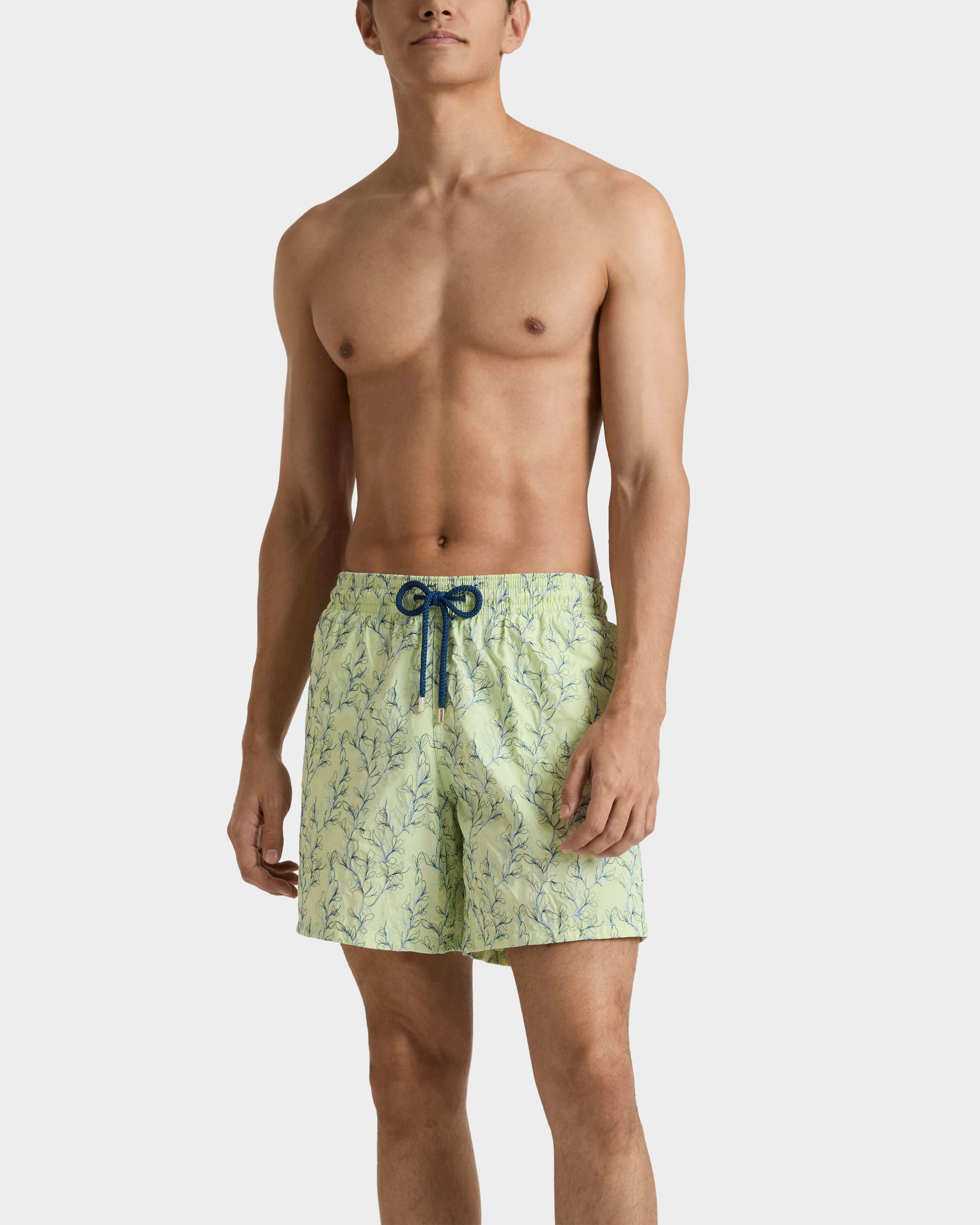 Bañador con bordado X-Ray Seaweed para hombre - Edición limitada MACAROON frontworn view