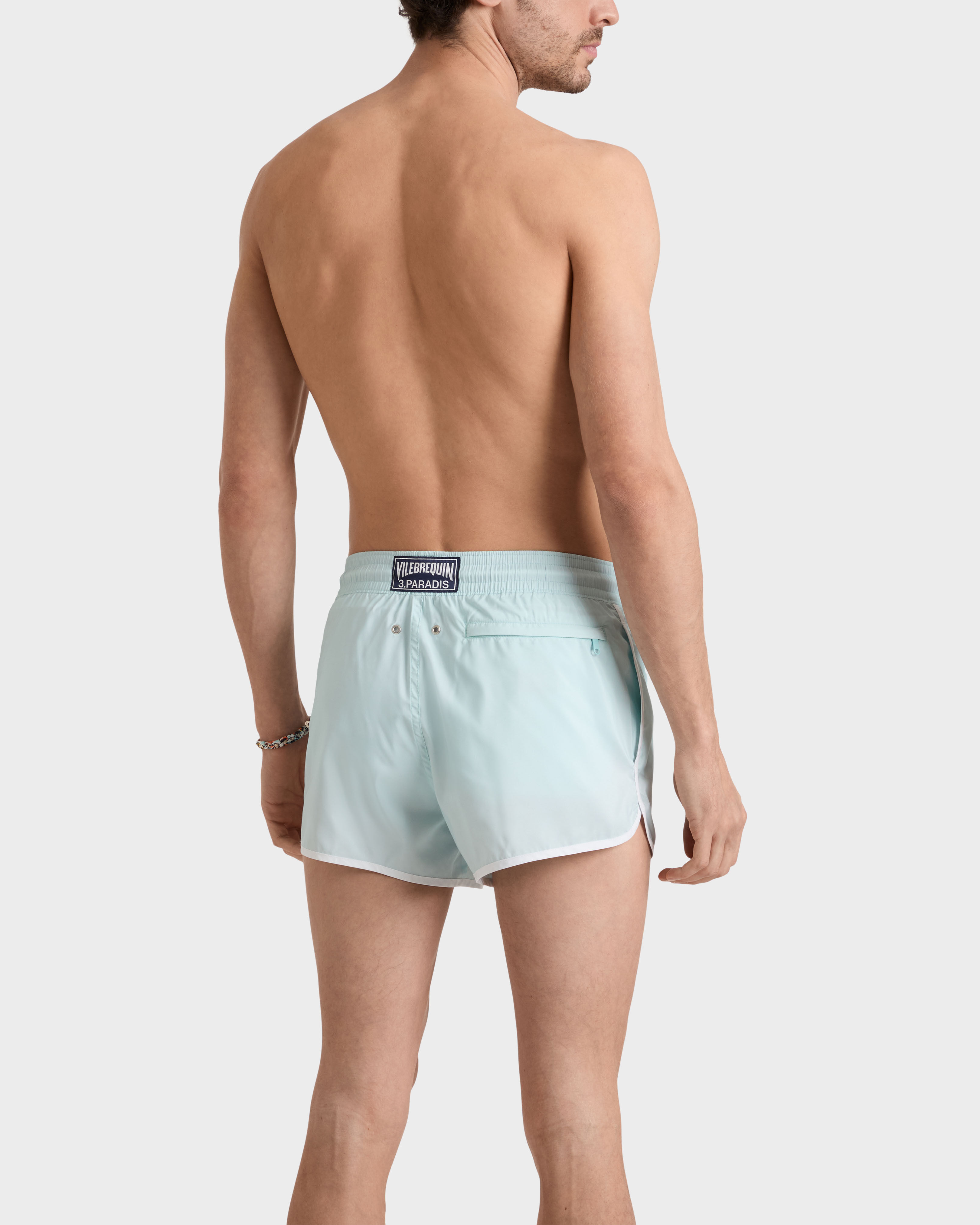Maillot de bain court homme broderie placée - Vilebrequin x 3.PARADIS BLEU GIVRE backworn view