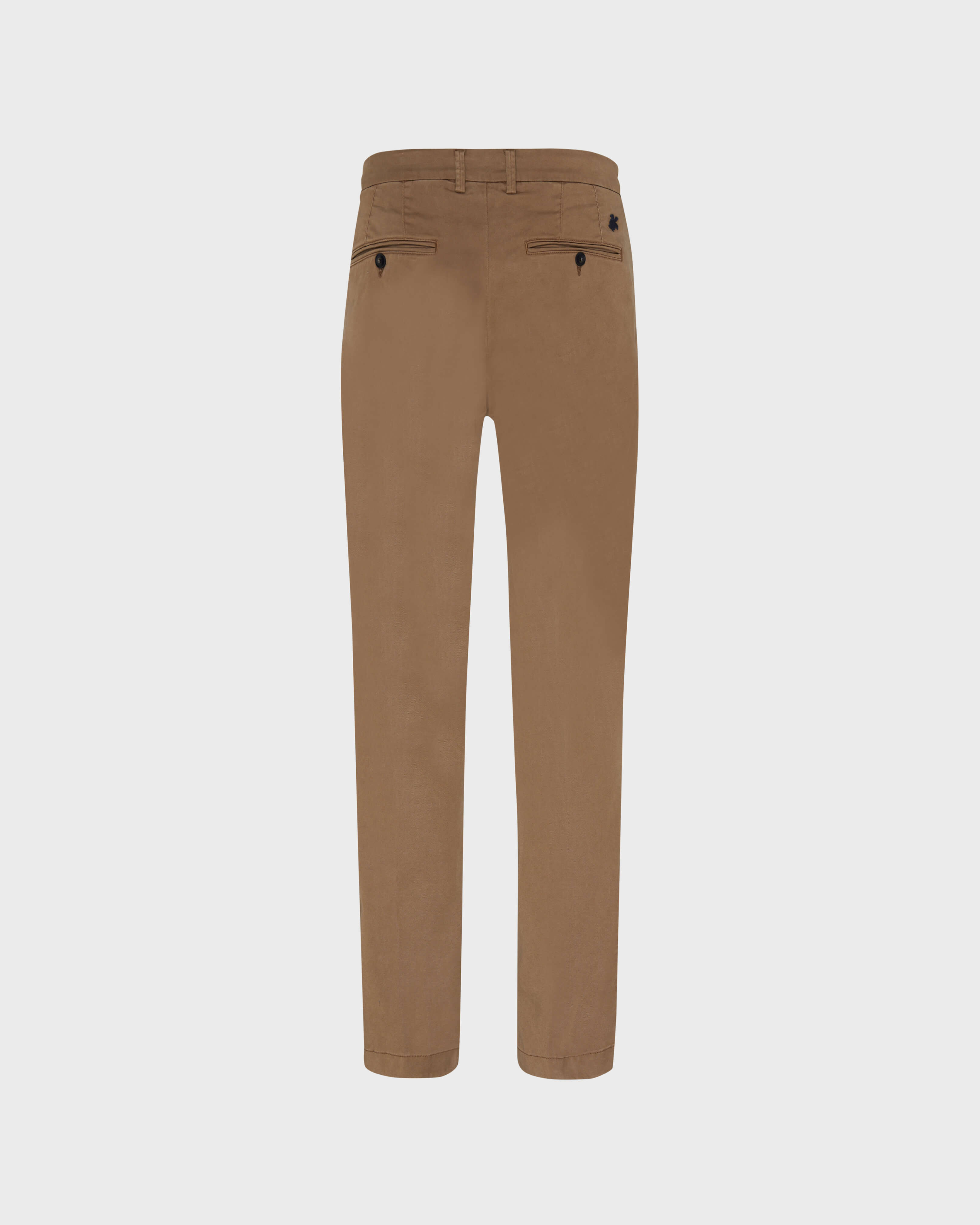 Pantaloni chino uomo in cotone e Tencel tinta unita TABACCO back view