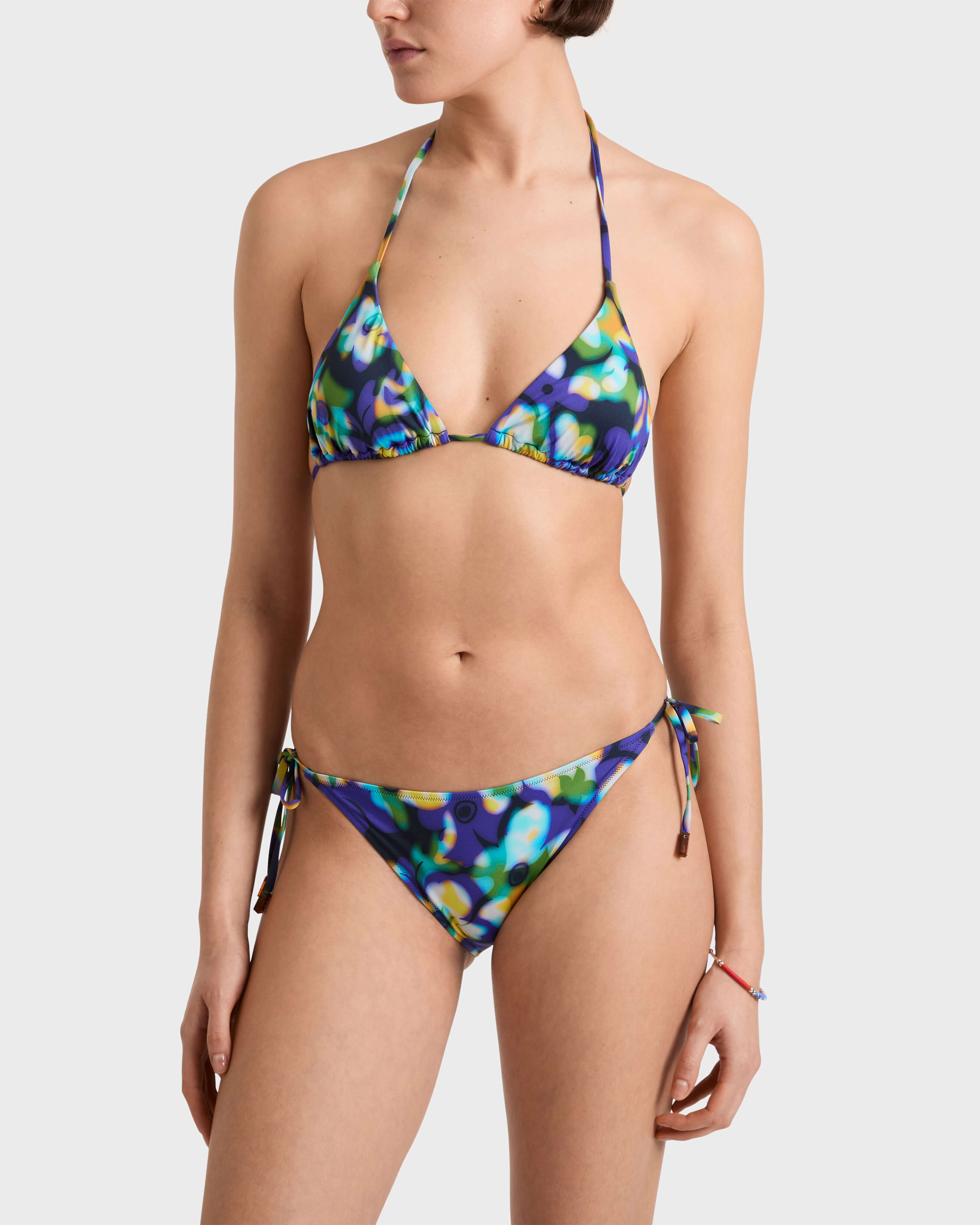 Haut de maillot de bain Triangle femme Frangipanier Trouble BLEU MARINE backworn view