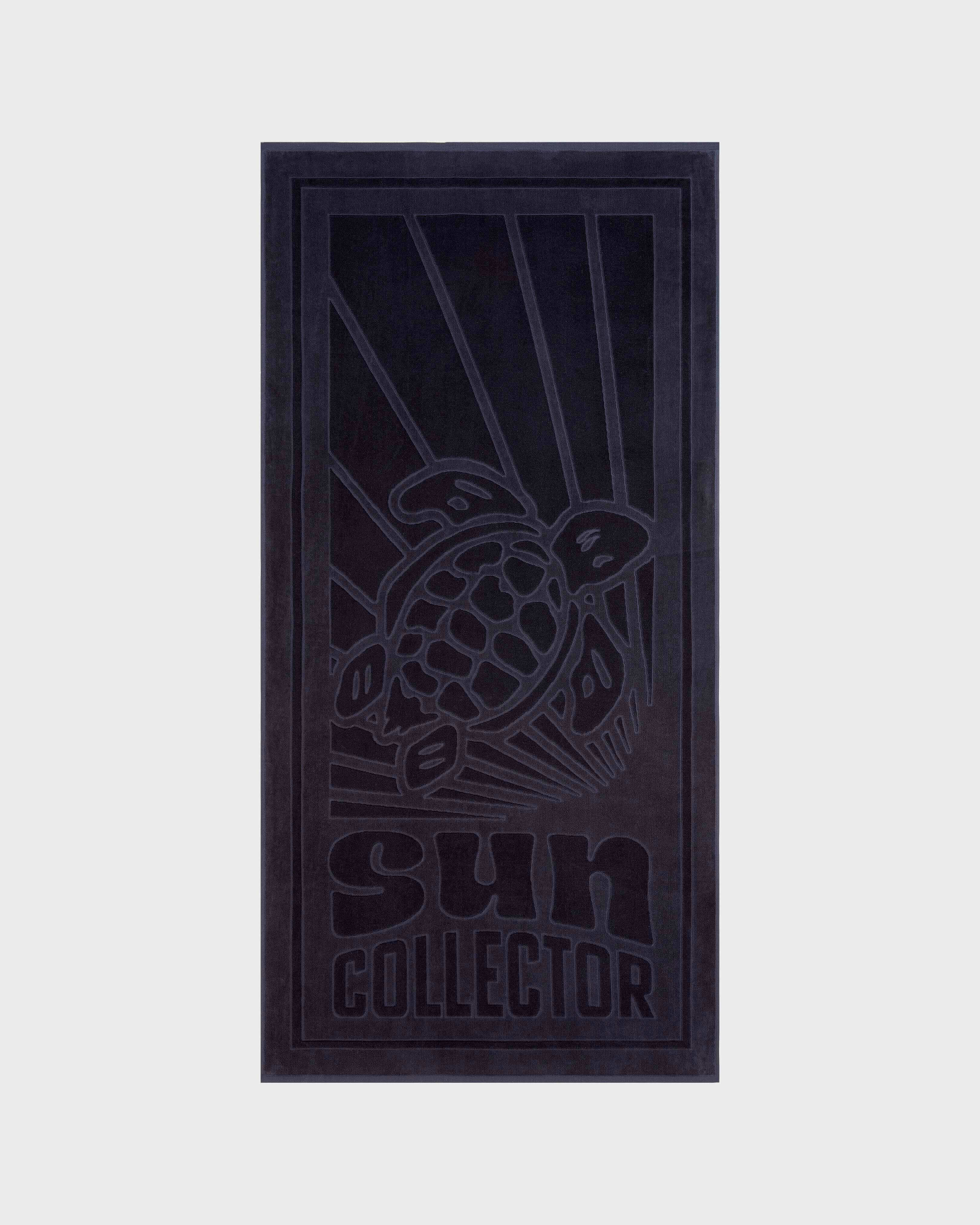 Sun Collector Organic Cotton Beach Towel NAVY front view
