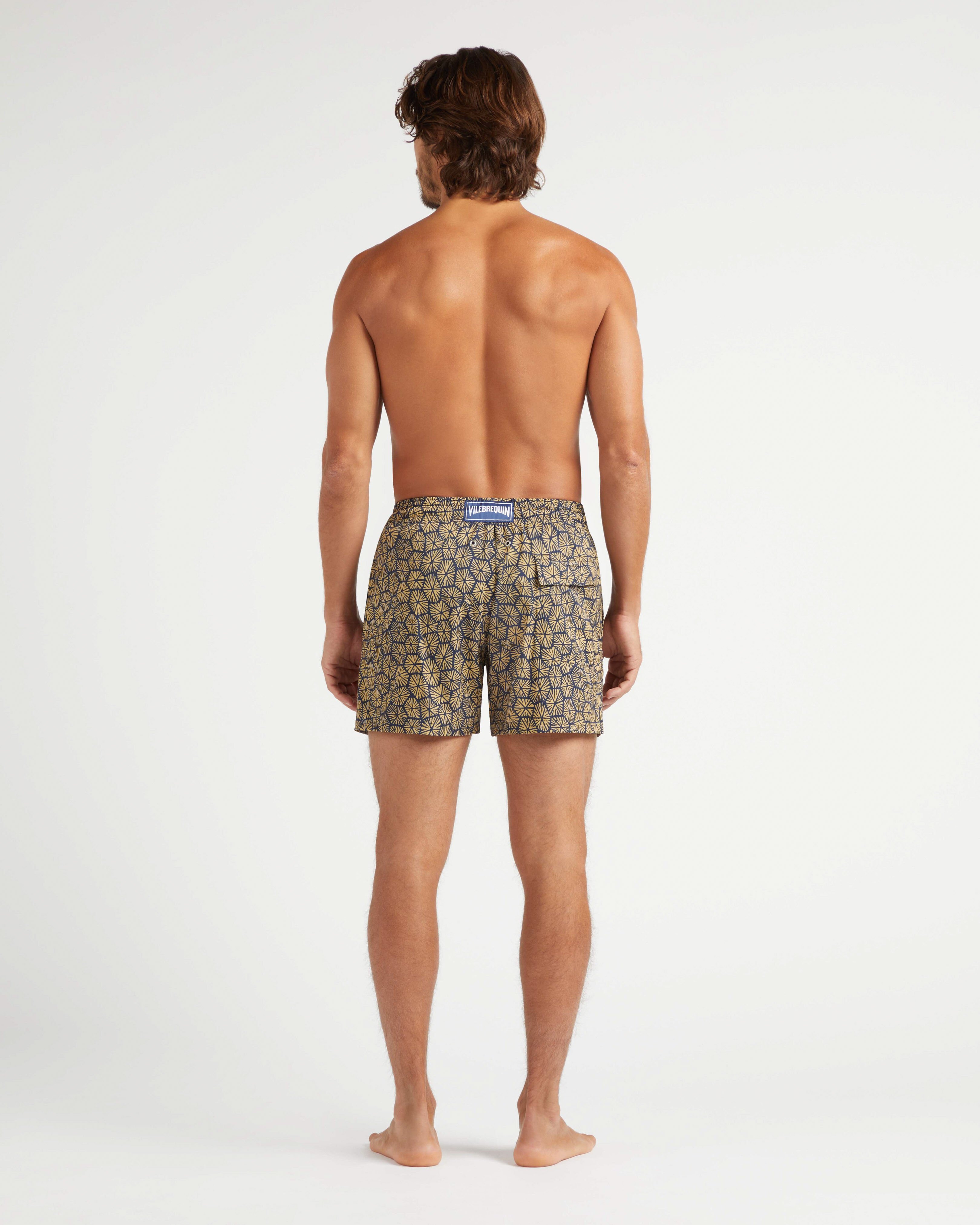 Bañador elástico con estampado Carapaces para hombre AZUL MARINO backworn view