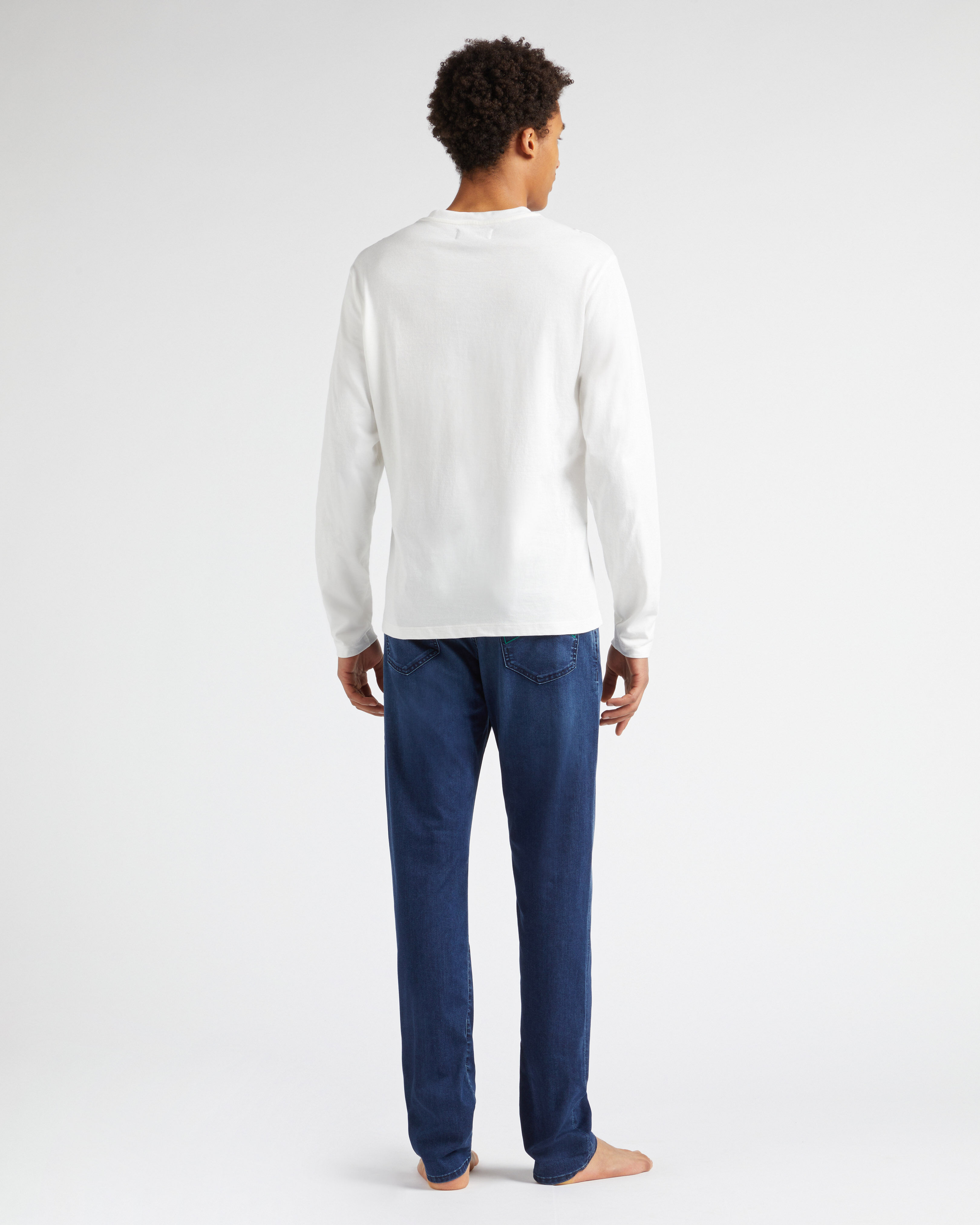 Men Cotton Long Sleeves T-shirt Embroidered Turtle OFF WHITE backworn view