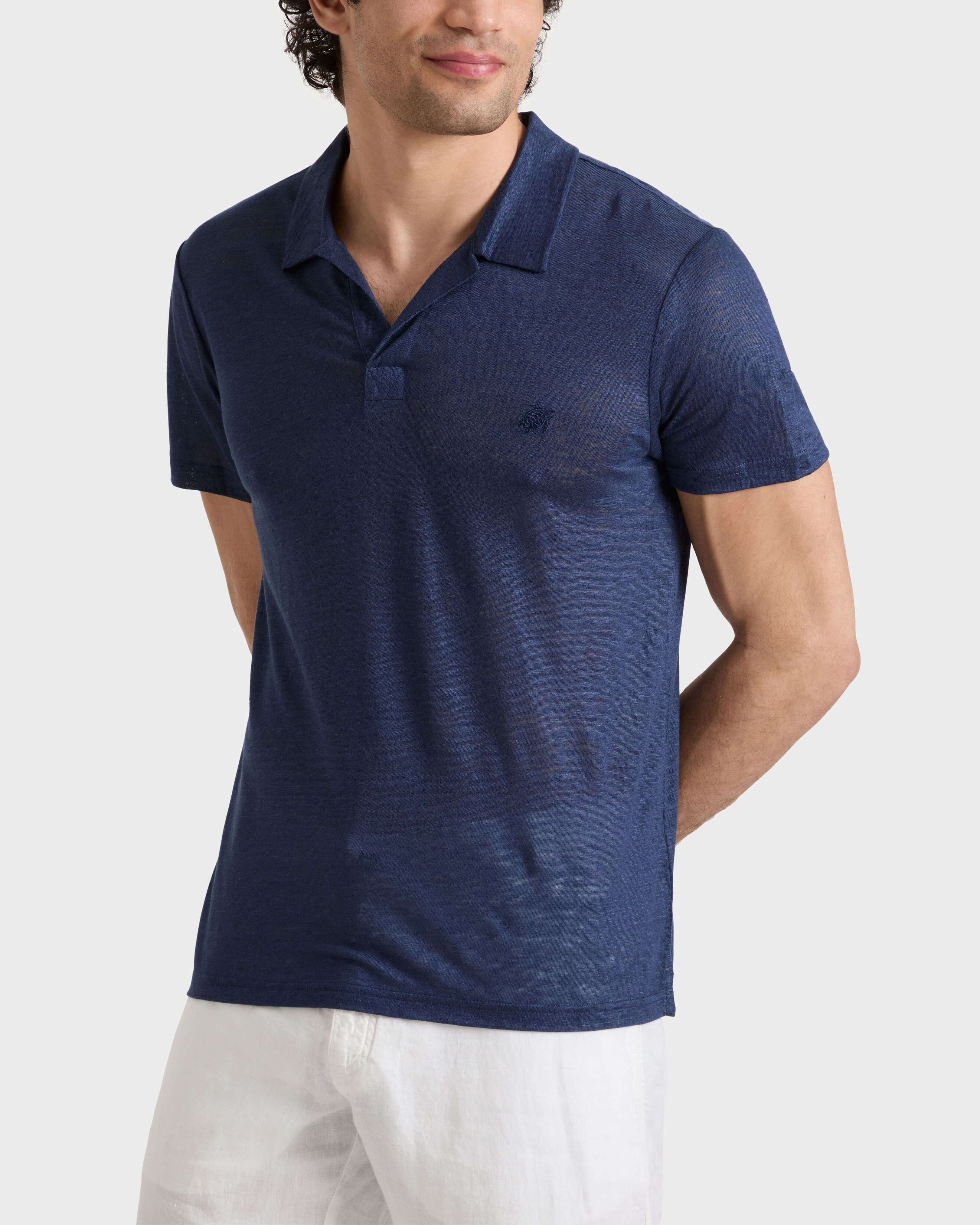 Polo en punto de lino de color liso para hombre AZUL MARINO frontworn view