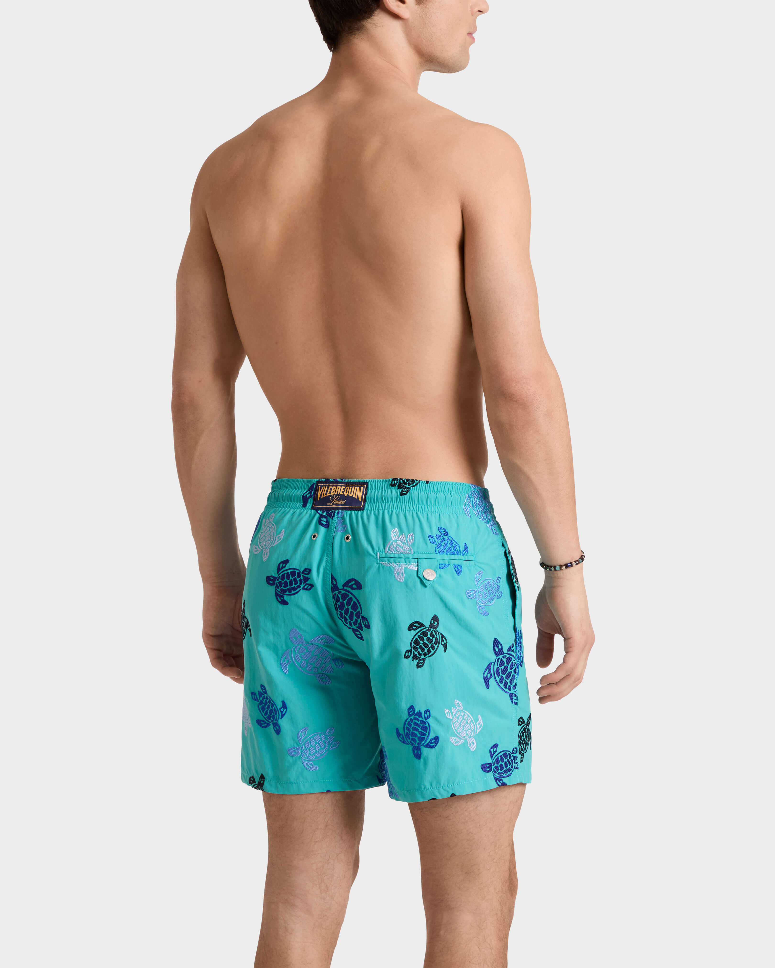 Ronde des Tortues Badeshorts mit Stickerei für Herren – Limitierte Serie PARATY backworn view