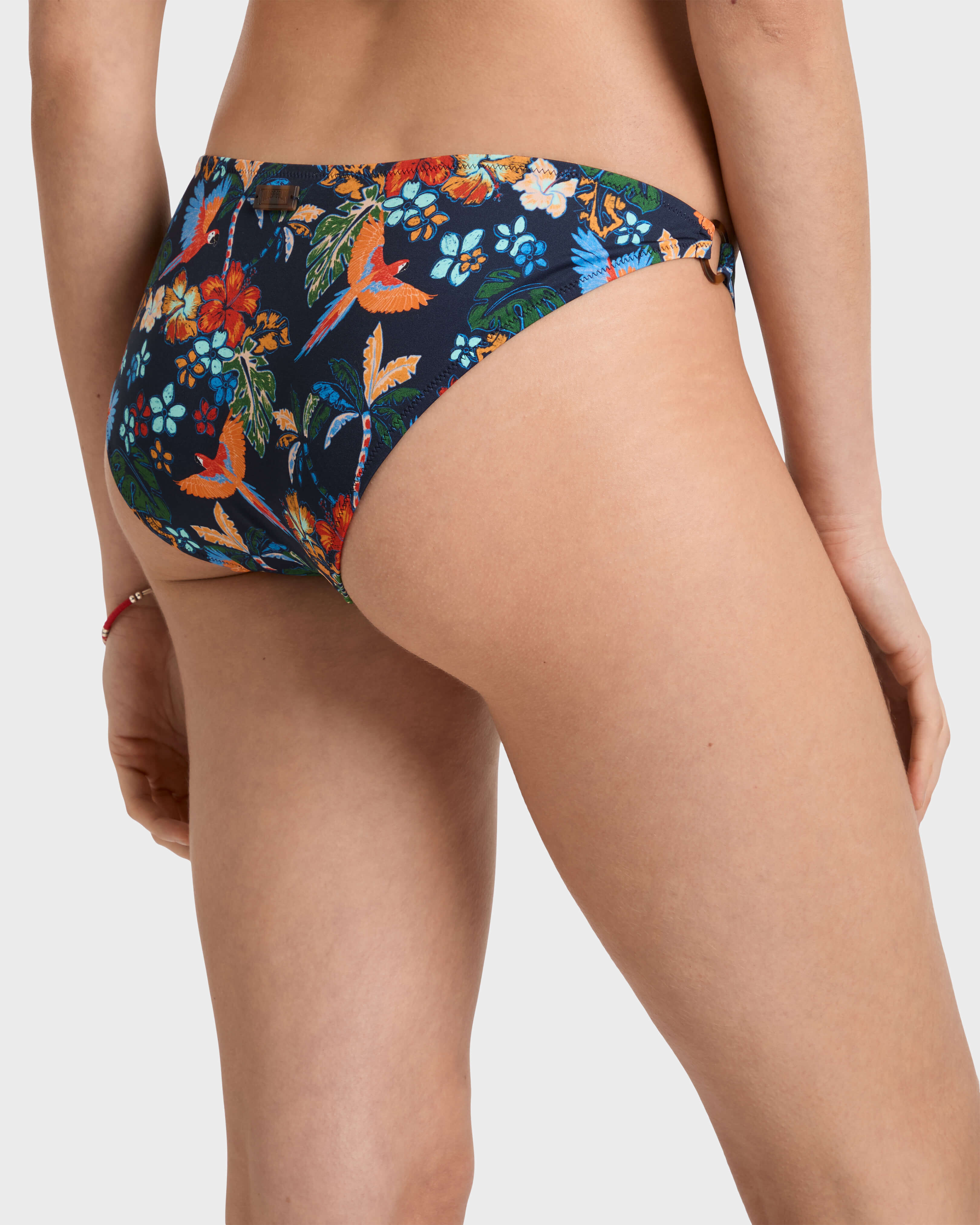 Braguita de bikini de corte brasileño con estampado Salva para mujer AZUL MARINO backworn view