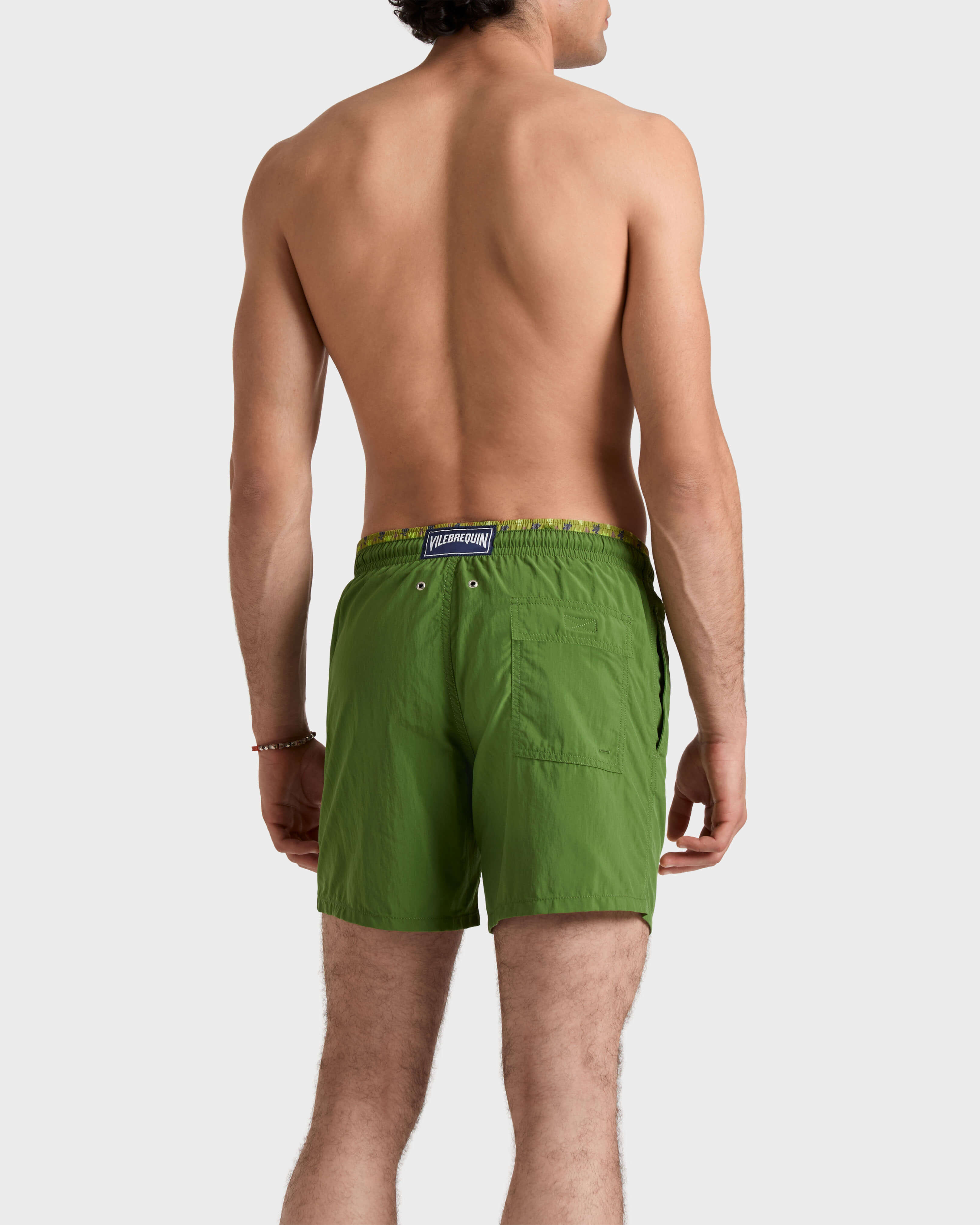 Maillot de bain homme bicolore Micro Ronde des Tortues MILITAIRE backworn view