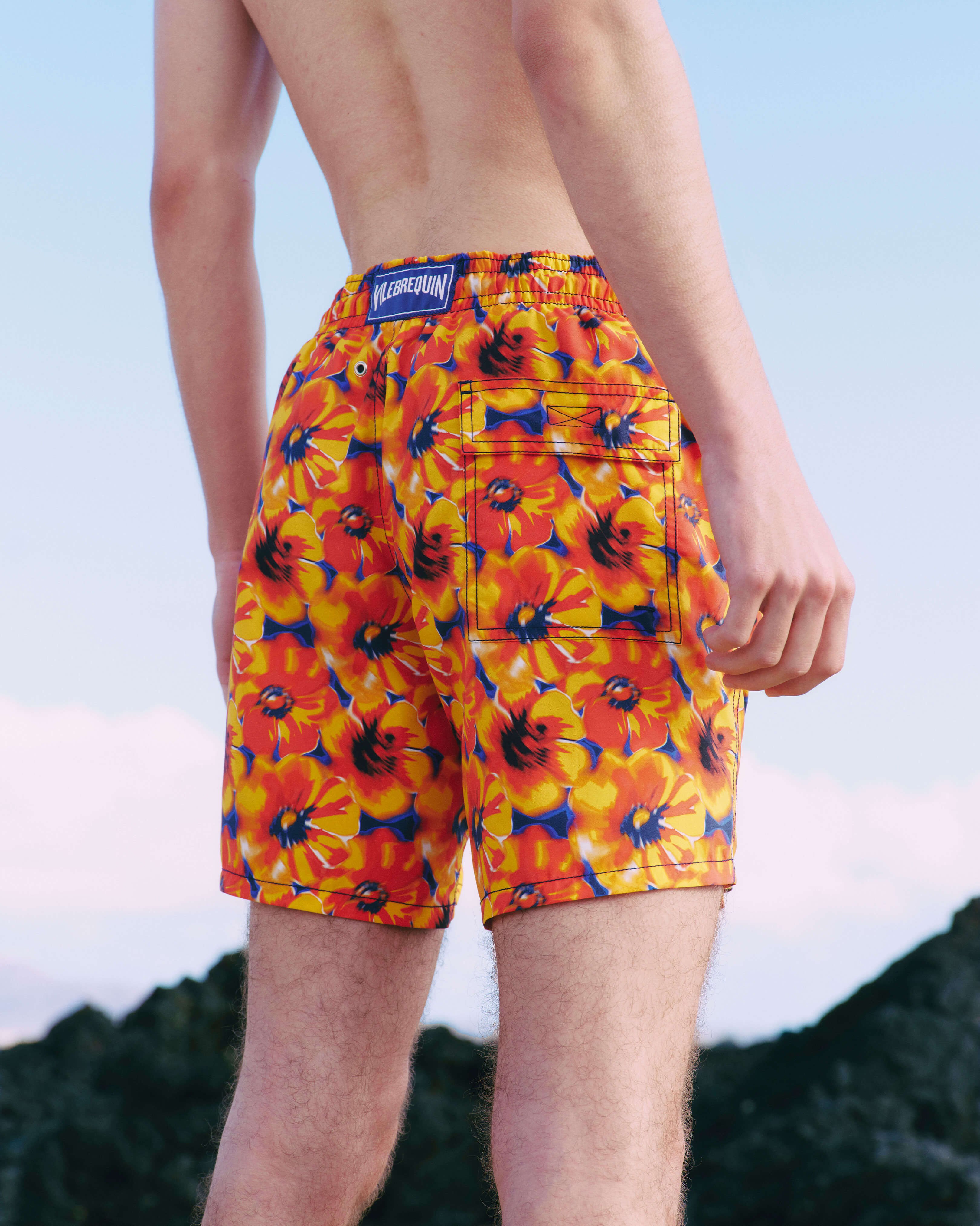 Bañador con estampado Poppies para hombre AZUL MARINO lifestyle view