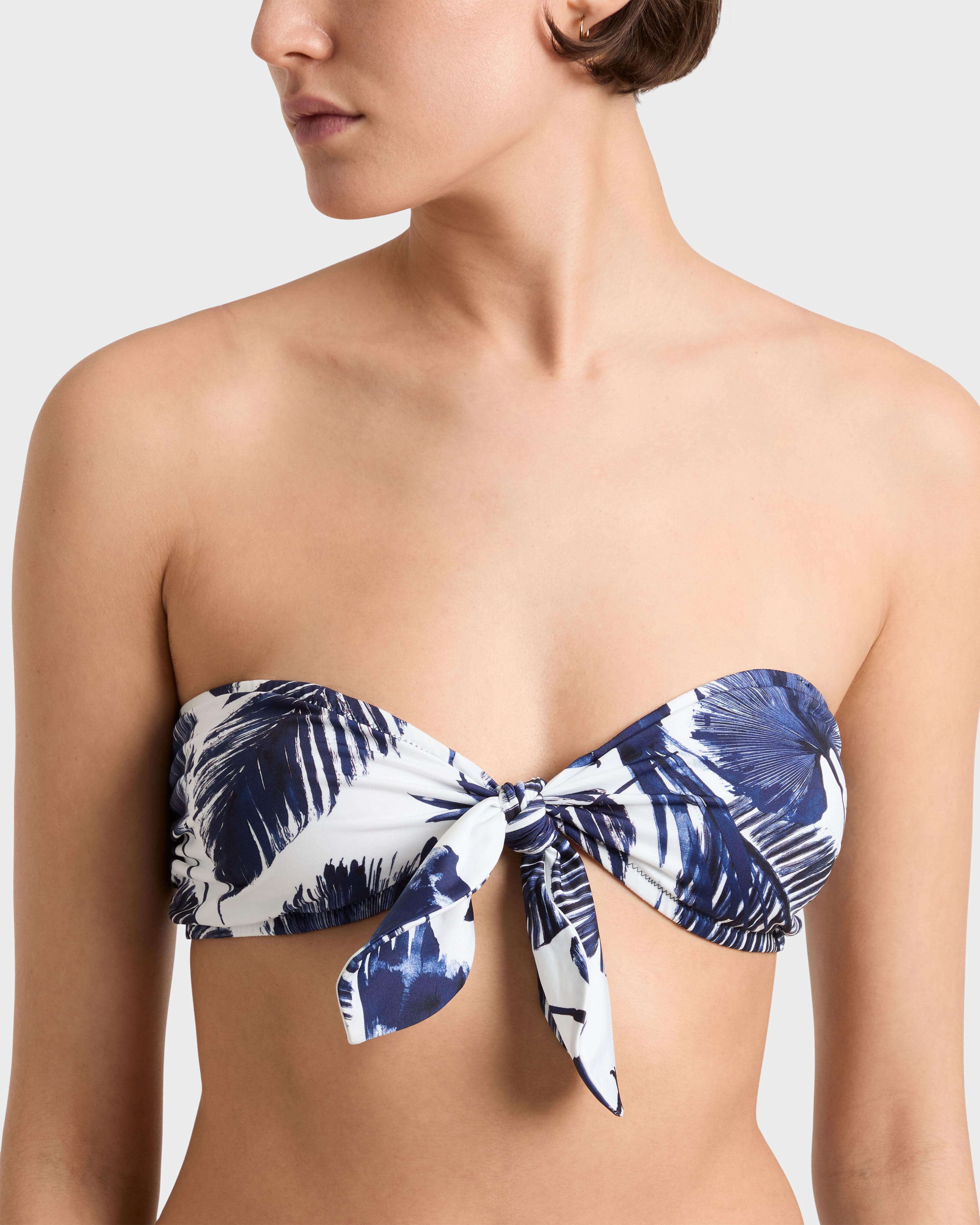 Women Bandeau Bikini Top Papagaio WHITE frontworn view
