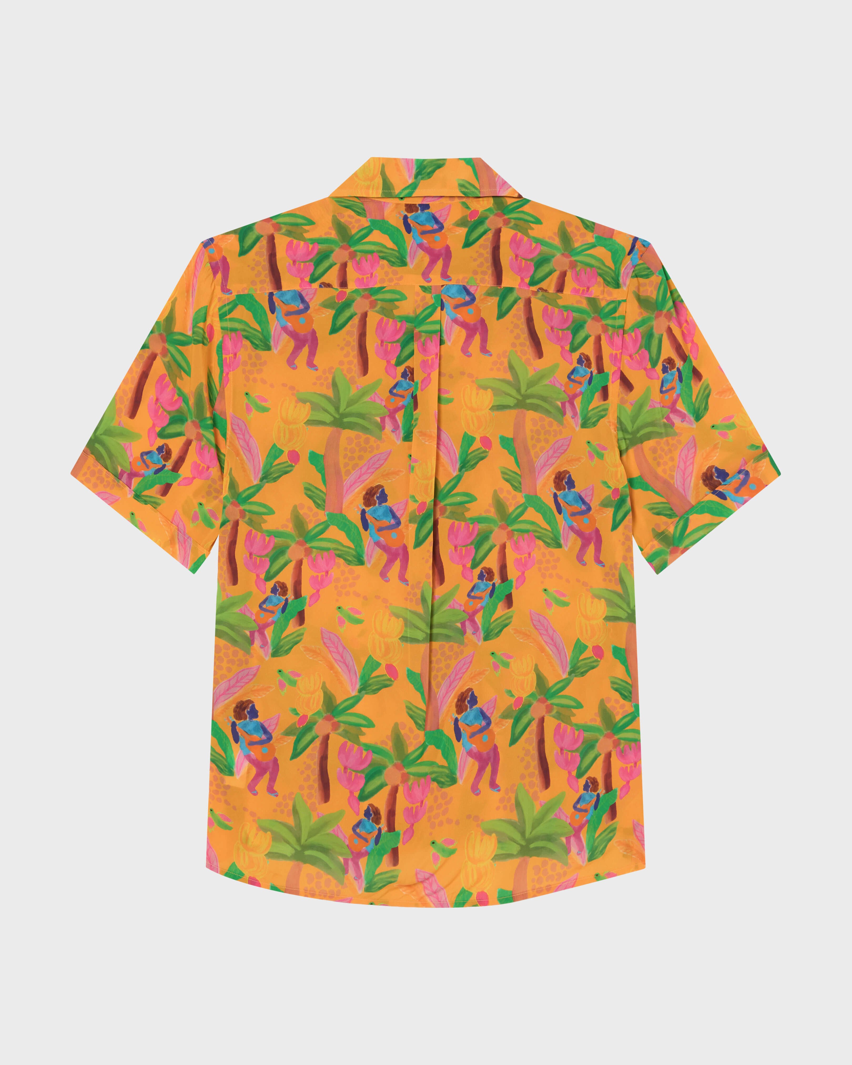 Camisa de bolos en seda habutai de viscosa con estampado Tropicalia para hombre MANGO back view