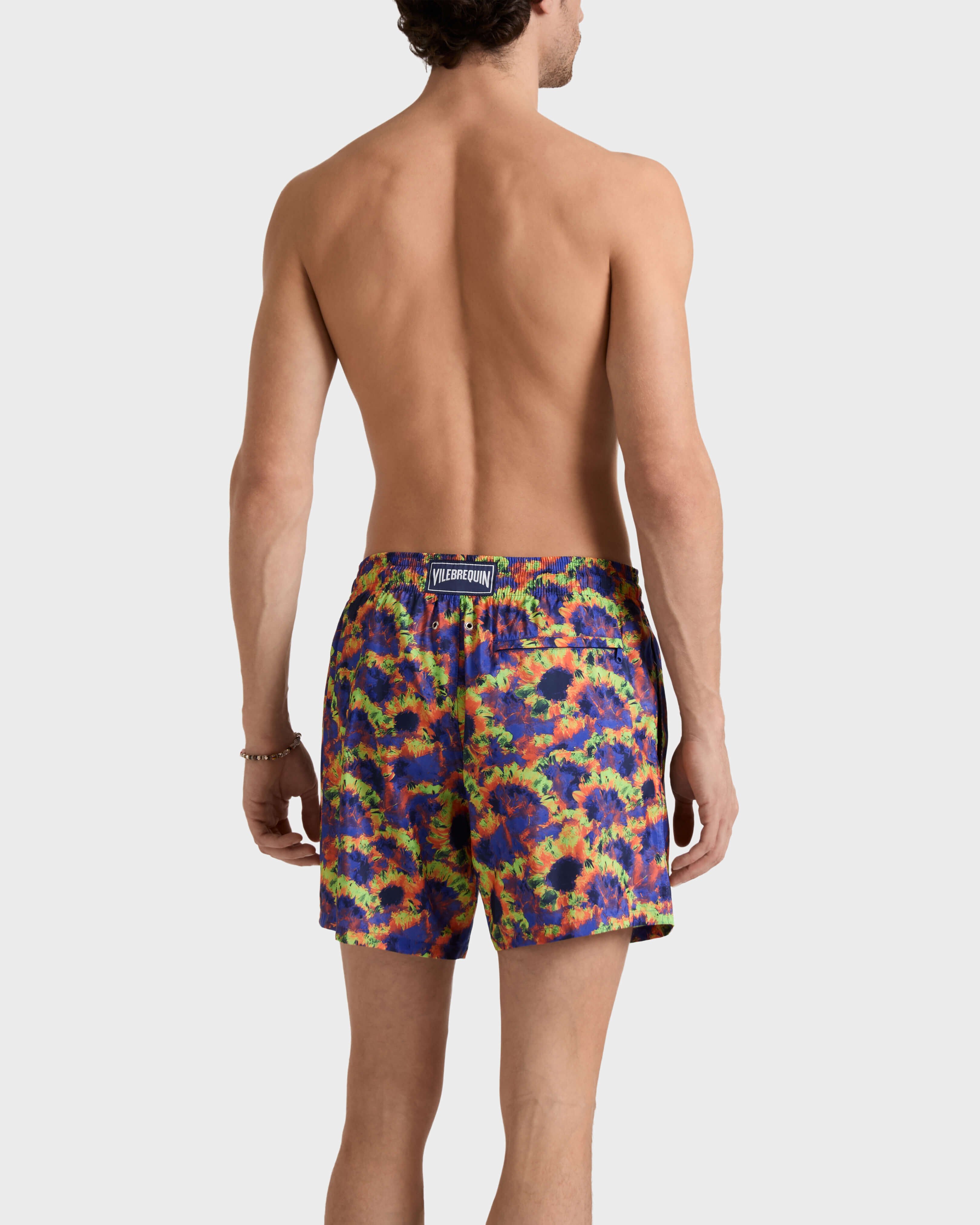 Pantaloncini mare uomo ultraleggeri e ripiegabili Sunflowers VERSAILLES backworn view