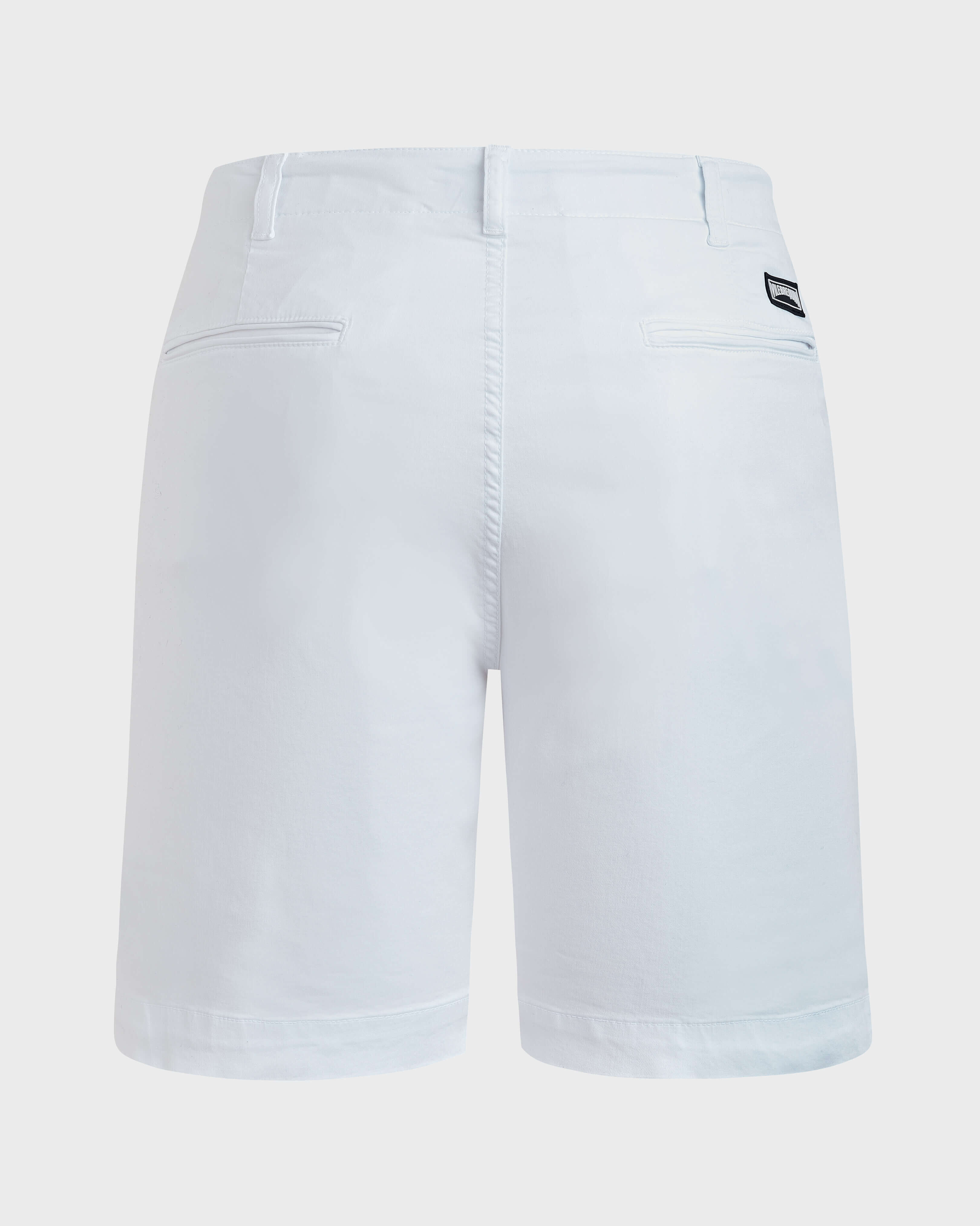 Bermudas de tencel de color liso y acabado satinado para hombre BLANCO back view