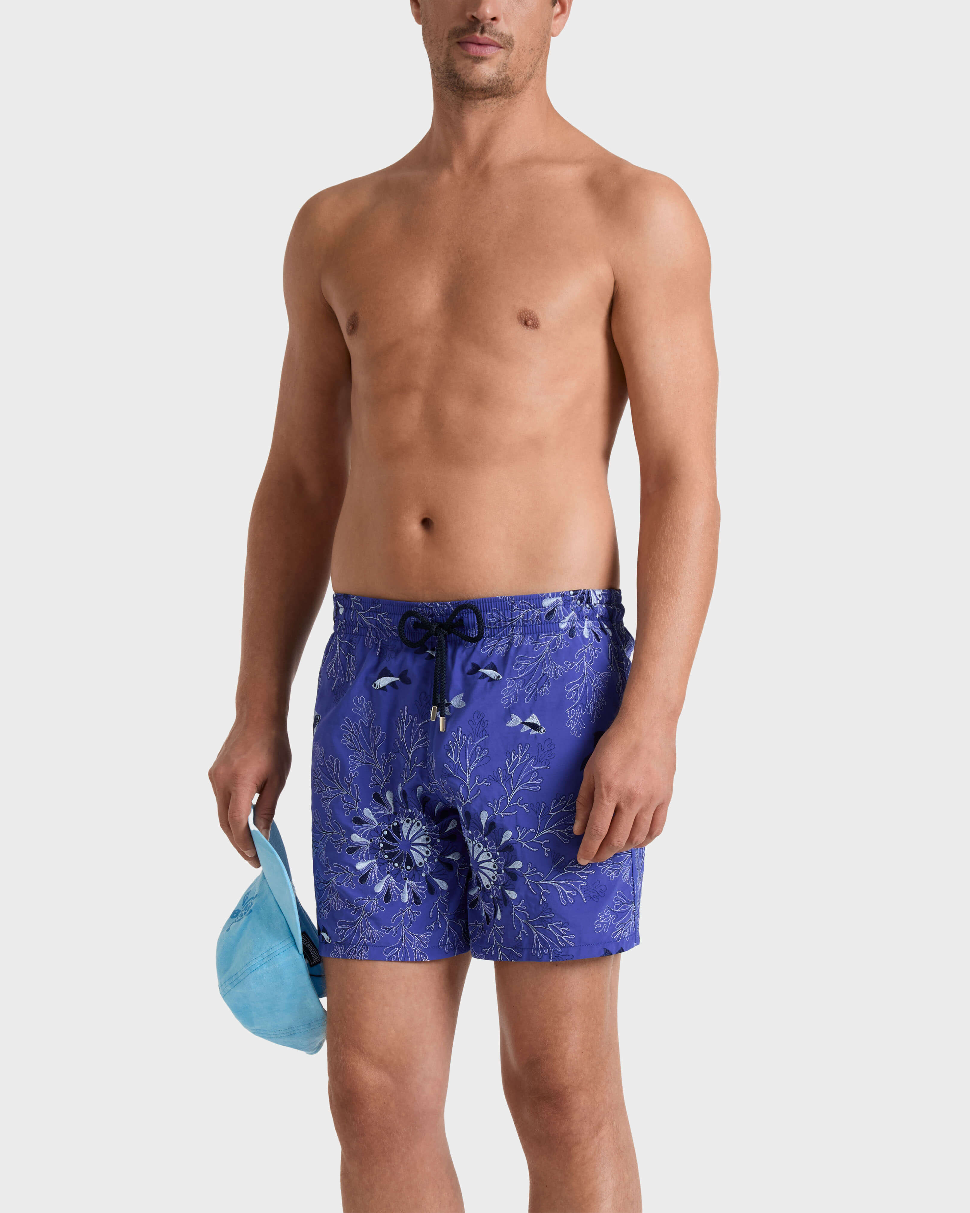 Bañador con bordado Coral Mandala para hombre – Edición limitada VERSAILLES frontworn view