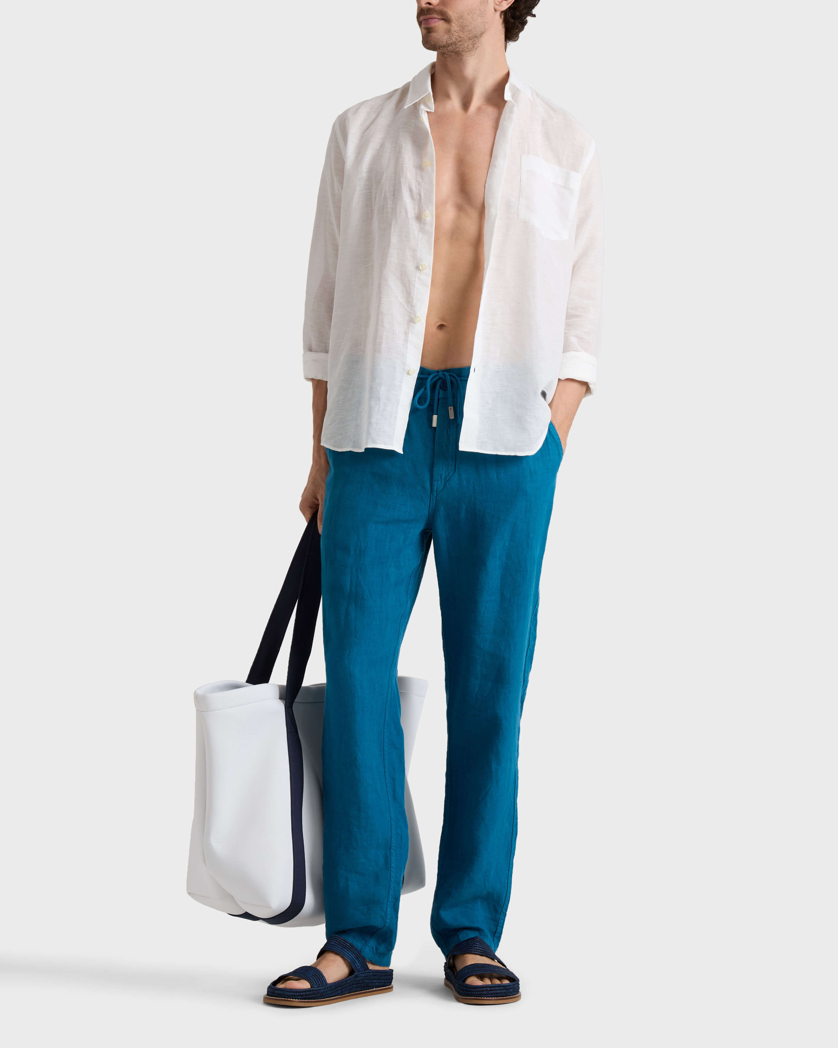 Solid gerade geschnittene Leinenhose für Herren PEACOCK frontworn view