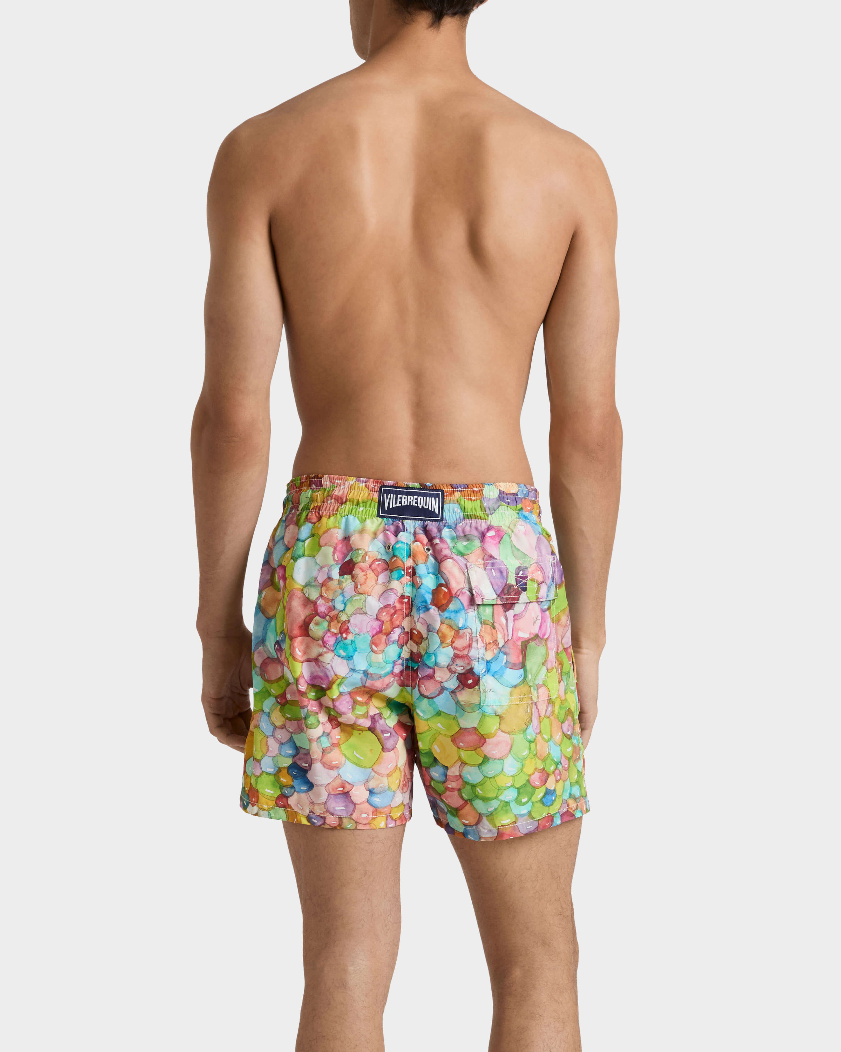 Bañador con estampado Multi Bubbles para hombre - VBQ x Fabrice Hyber PAPIER backworn view