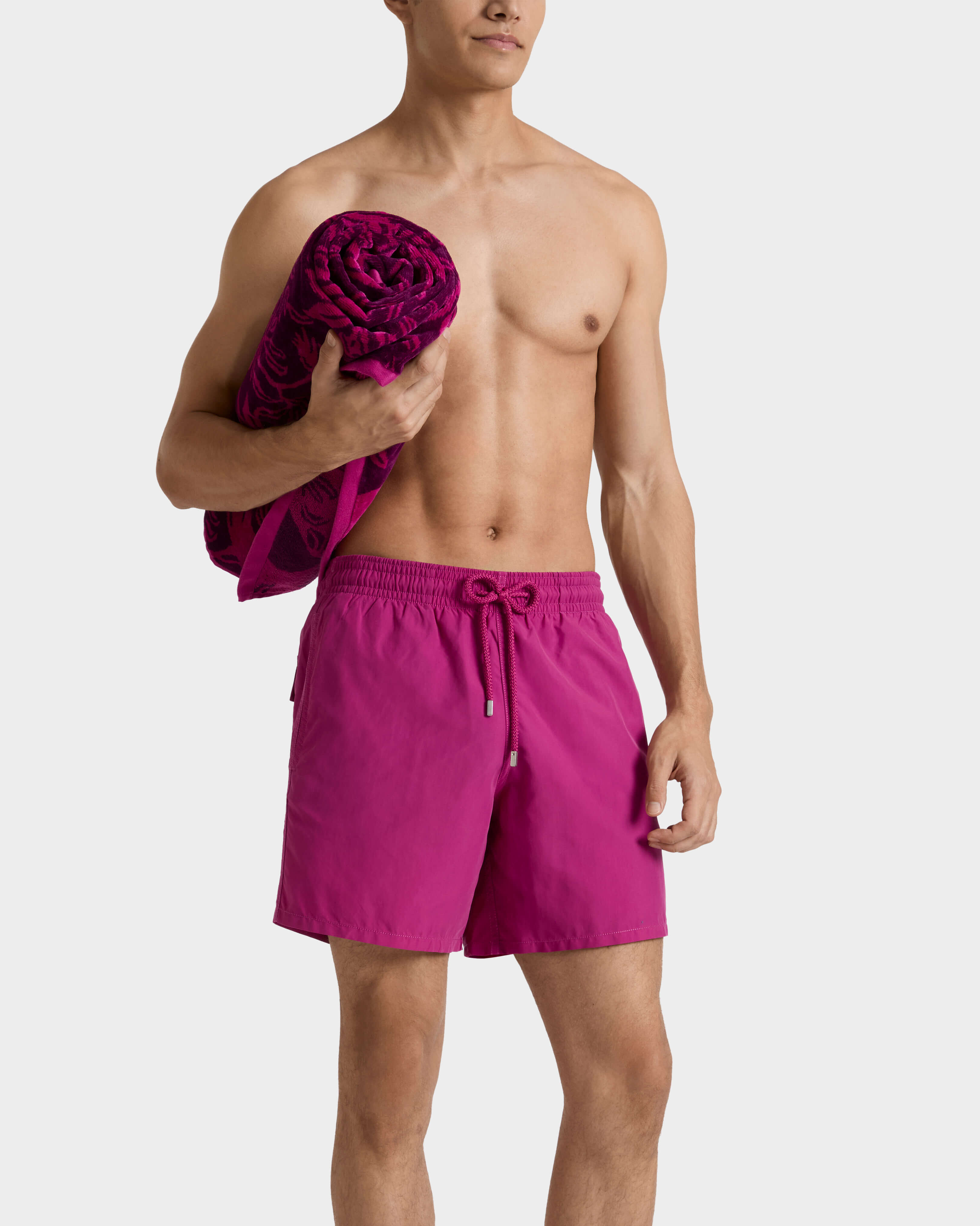 Maillot de bain homme uni POURPRE frontworn view