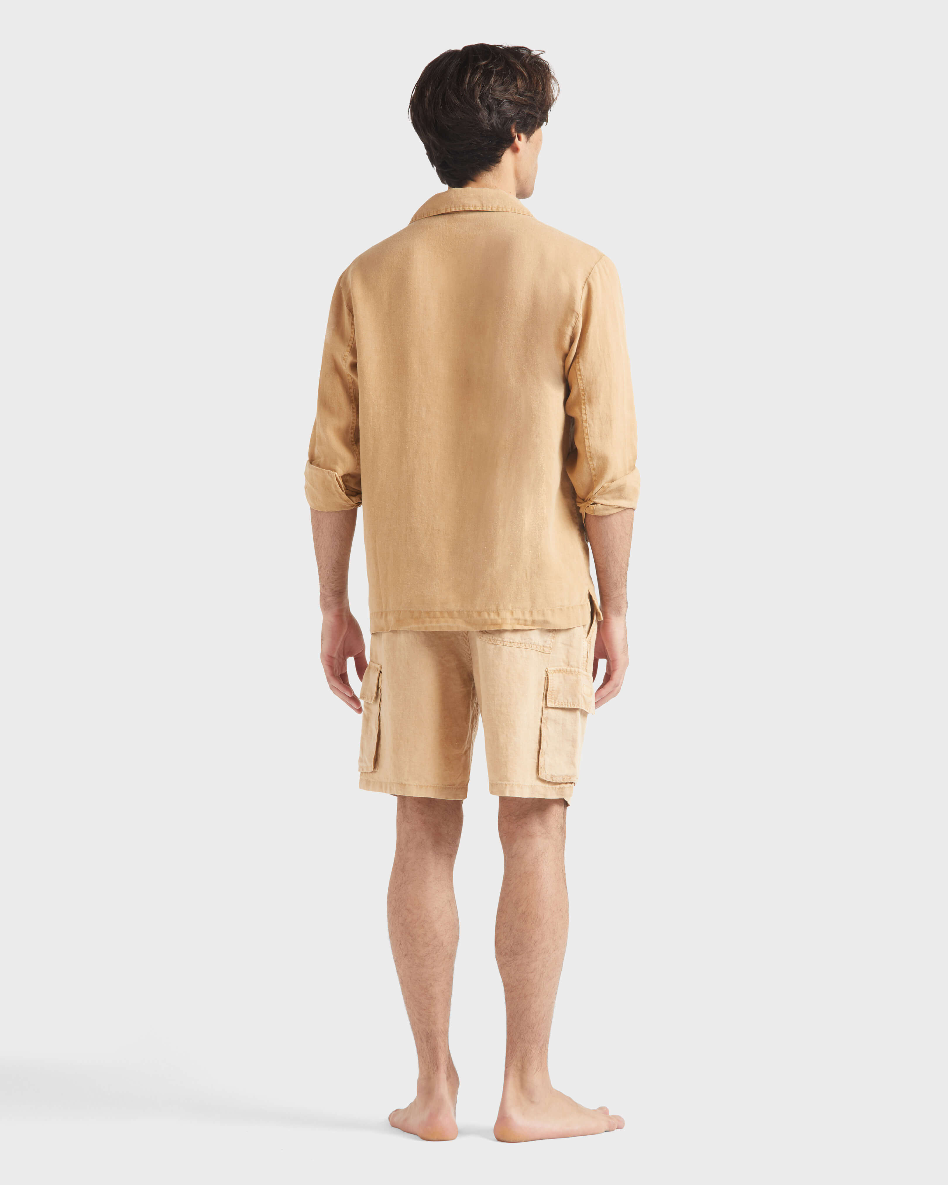 Men Linen Overshirt Mineral Dye Color MOCHA backworn view