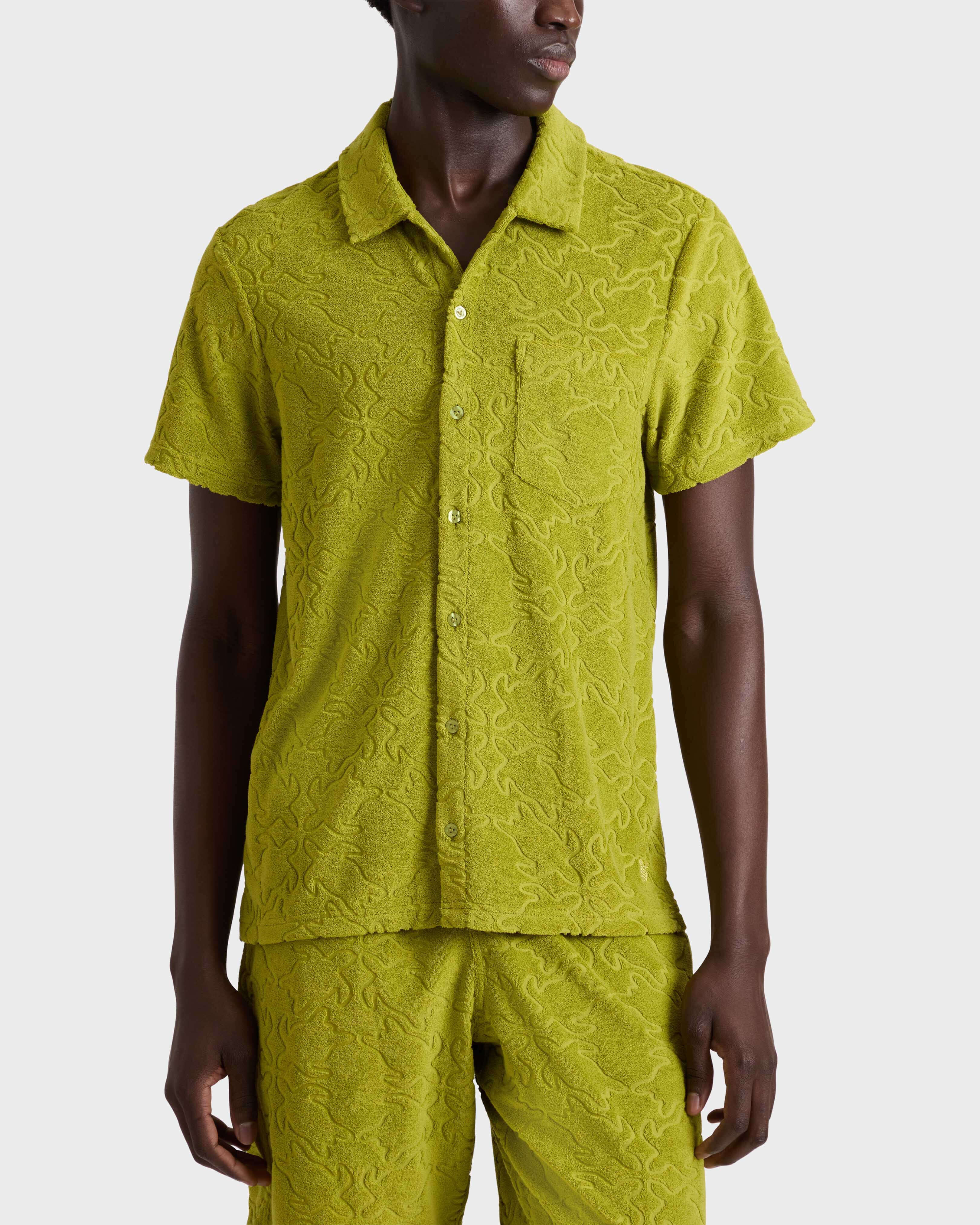Men Terry Bowling Shirt Turtles Net Jacquard WORMWOOD frontworn view
