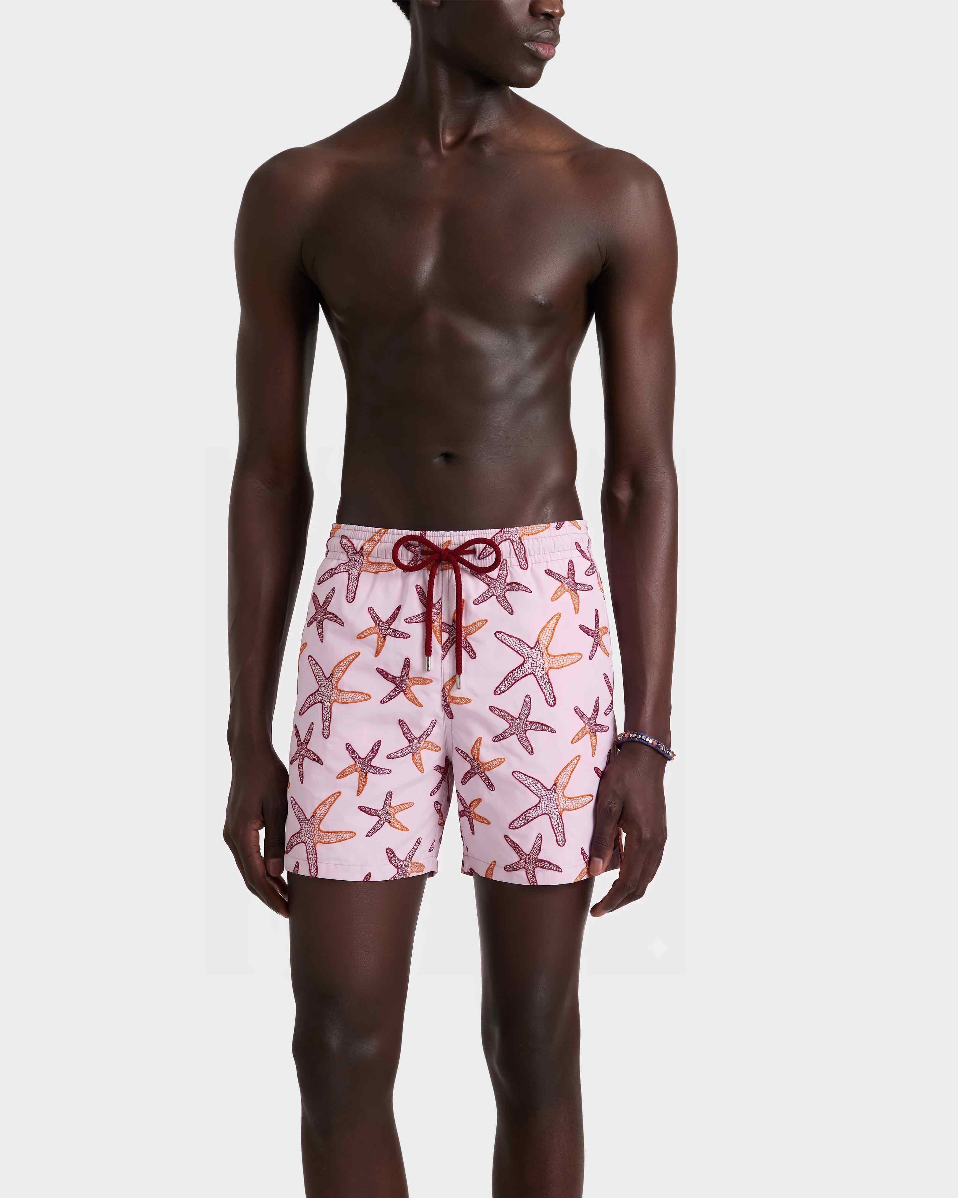 Maillot de bain homme brodé Starlettes - Edition Limitée PETALE / PINK frontworn view
