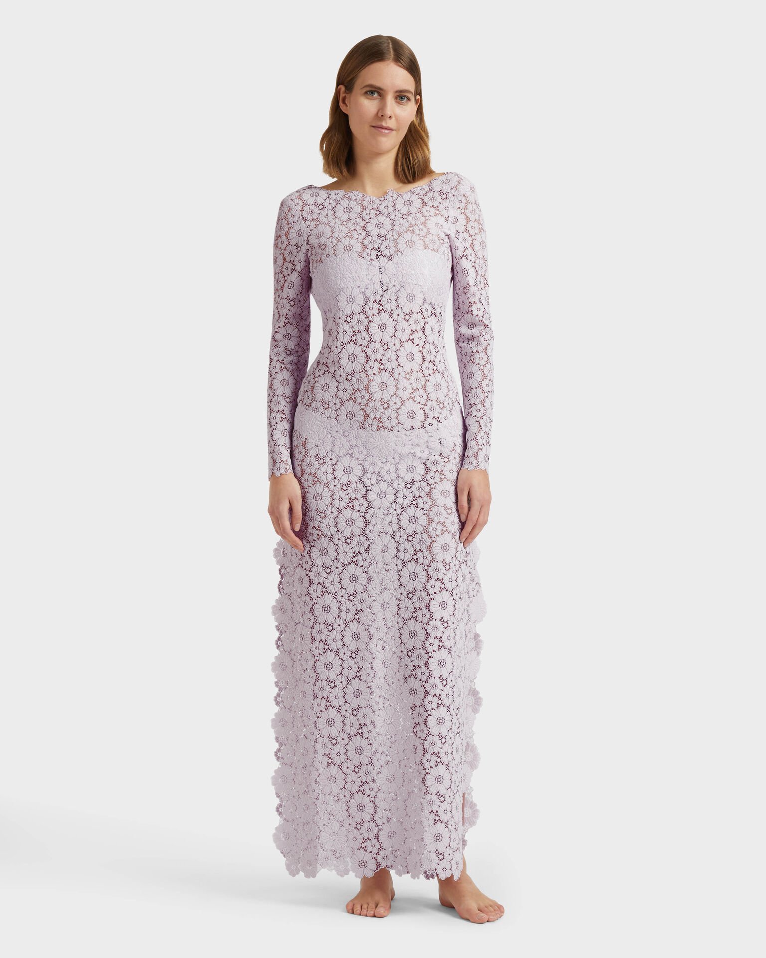 REEC4Z01 823 frontworn