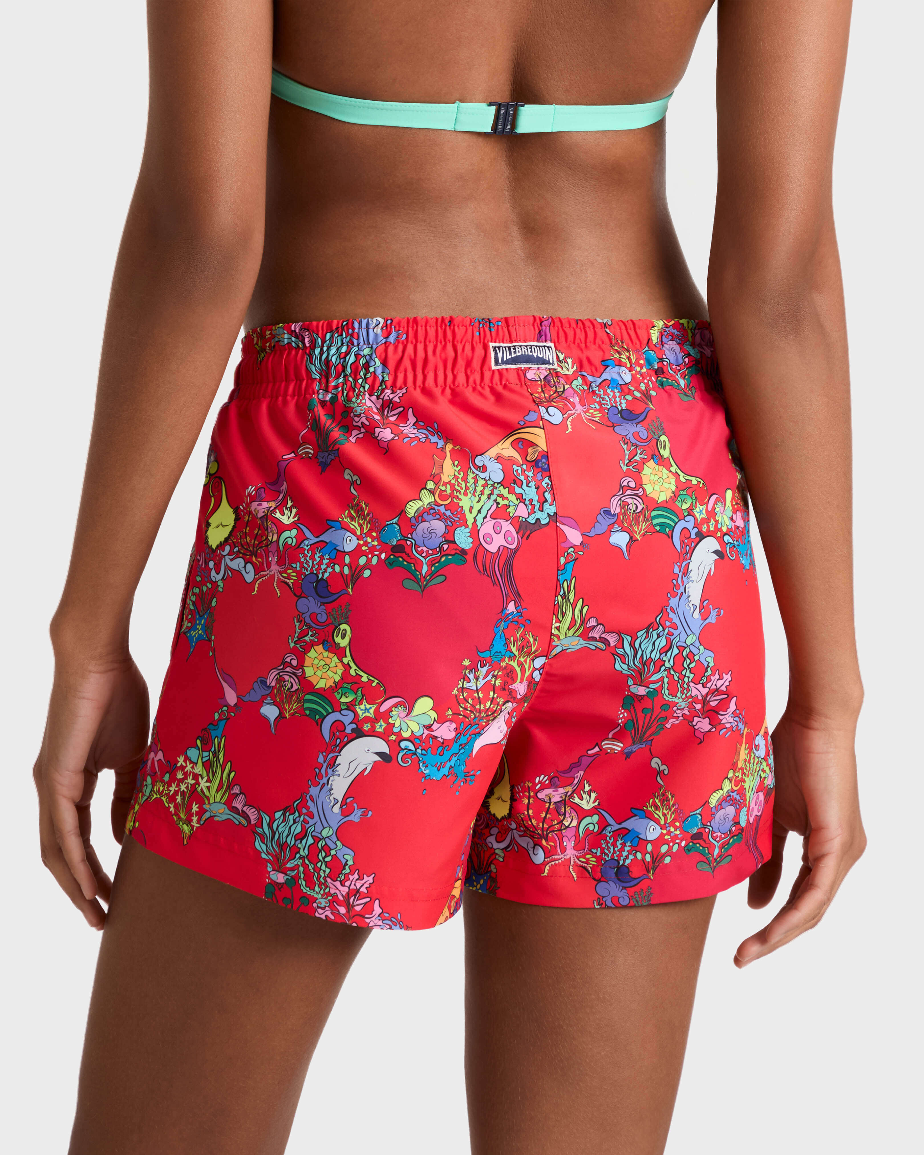 Pantalón corto de baño elástico con estampado Amor para mujer AMAPOLA backworn view