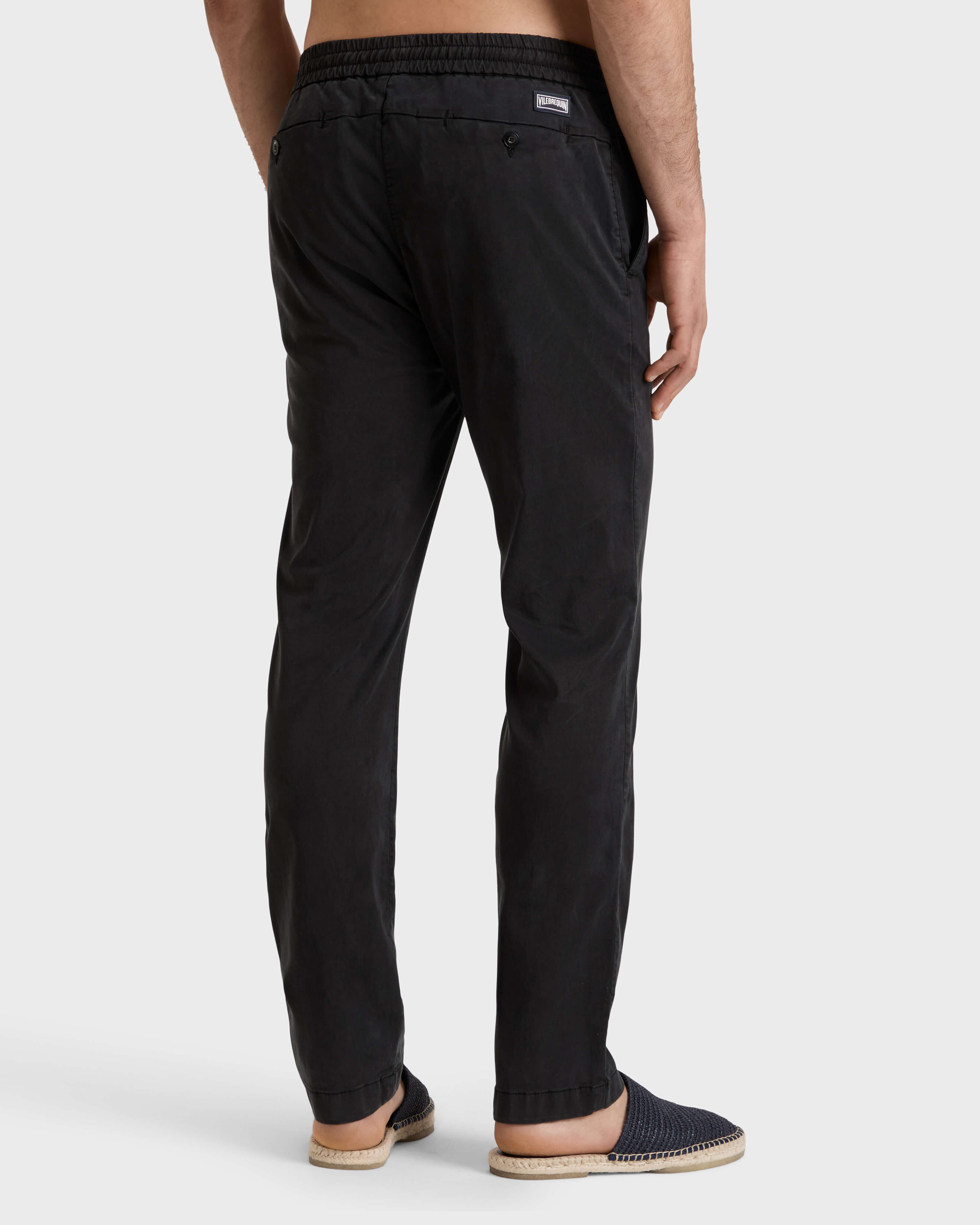Solid weite Leinenhose für Herren SCHWARZ backworn view
