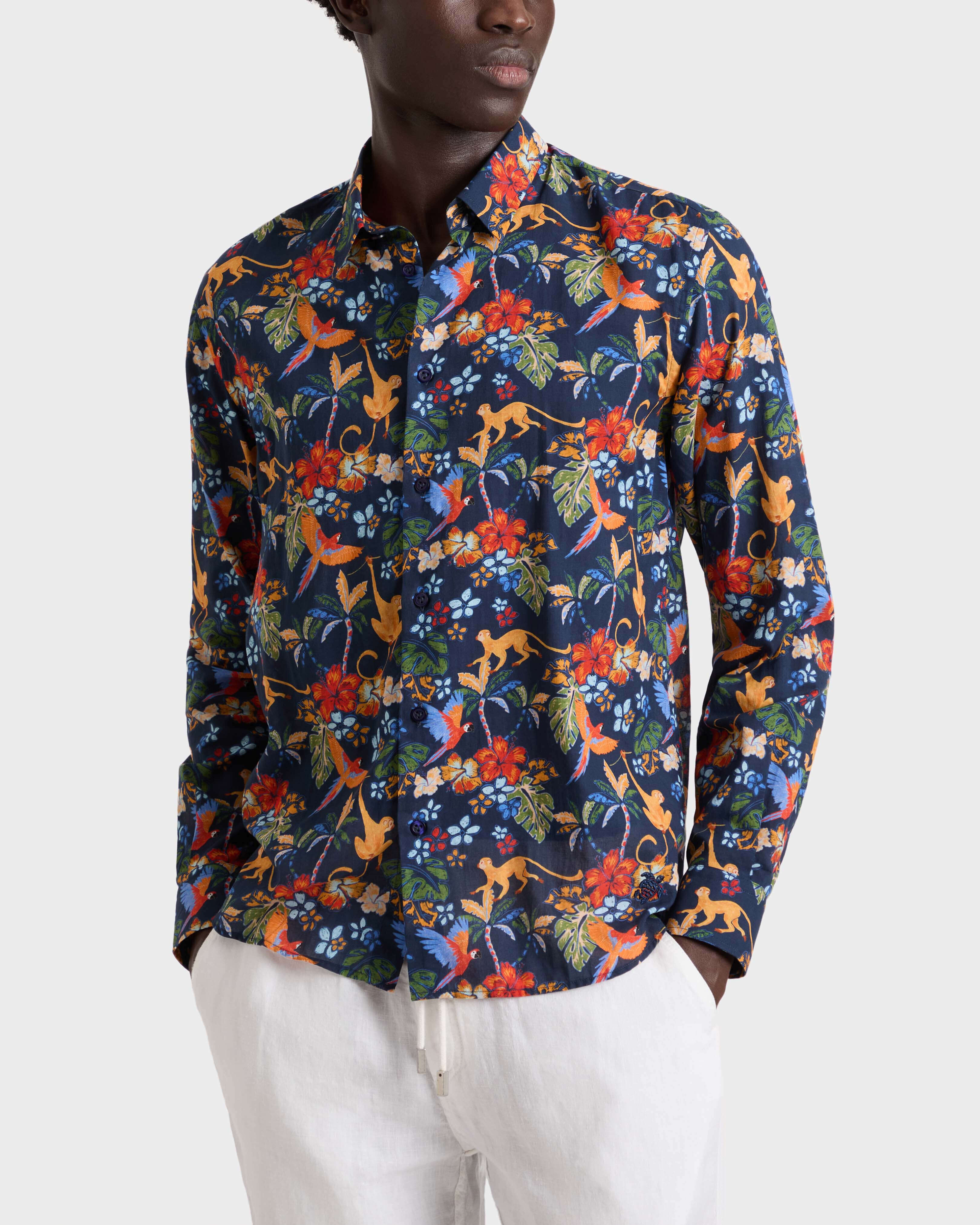 Camisa de gasa de algodón con estampado Salvador para hombre AZUL MARINO frontworn view