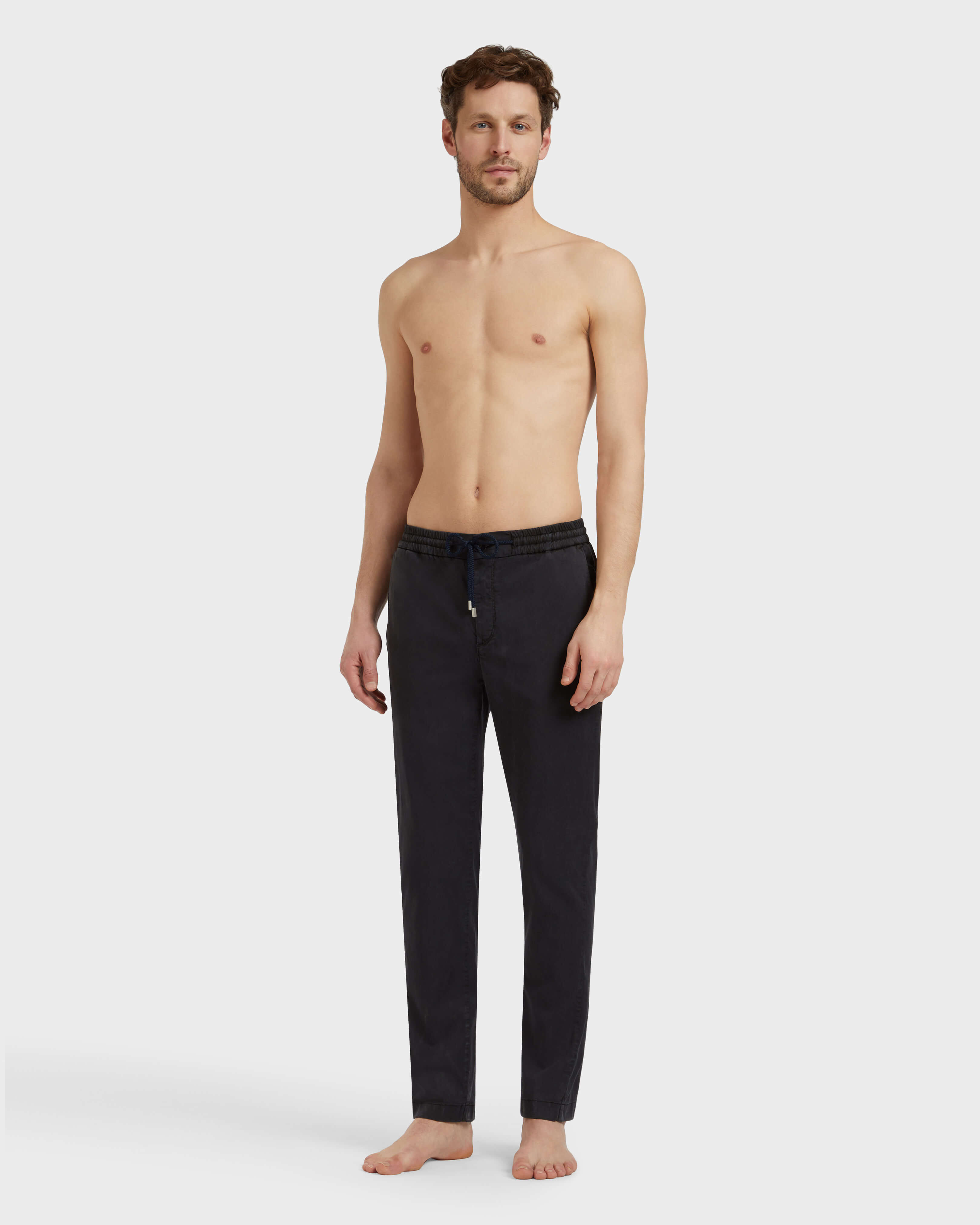 Men Elastic waist Tencel Satin Pants BLACK frontworn view