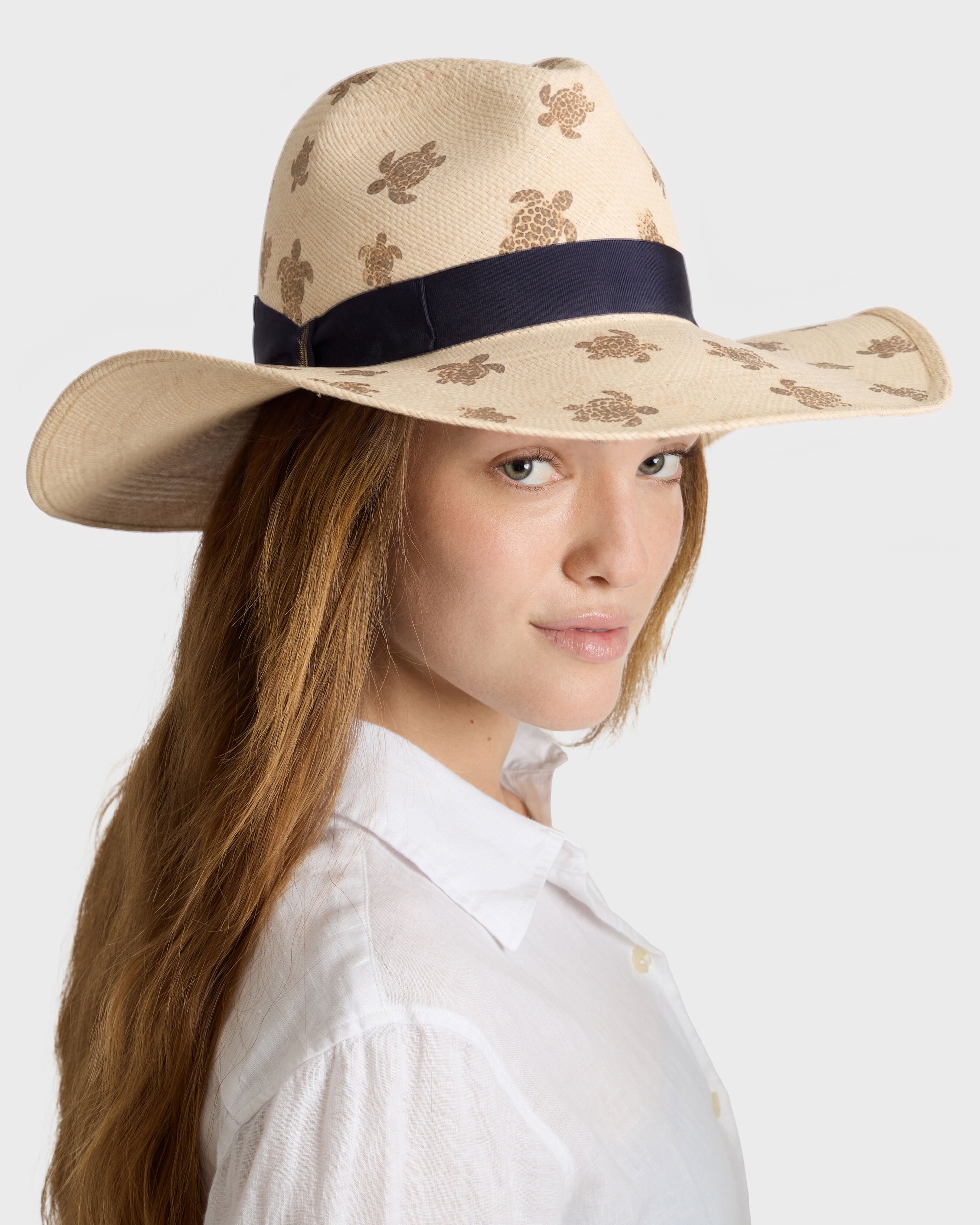 Sombrero de paja para mujer de Vilebrequin X Borsalino ARENA frontworn view