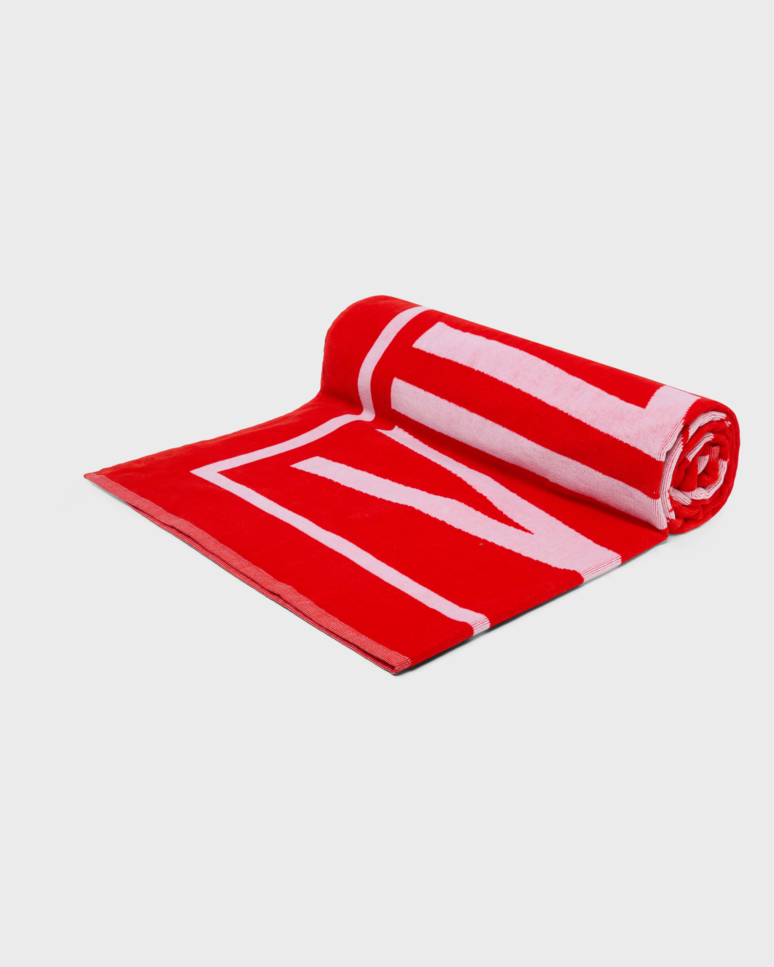 Cotton Jacquard Beach Towel - Vilebrequin x Where's Wally? POPPY RED back view